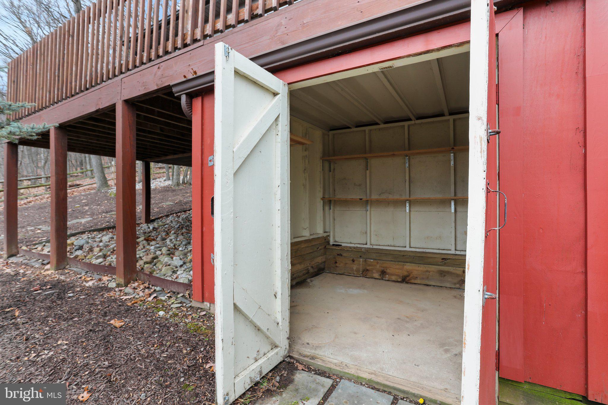 THE WOODS - Residential