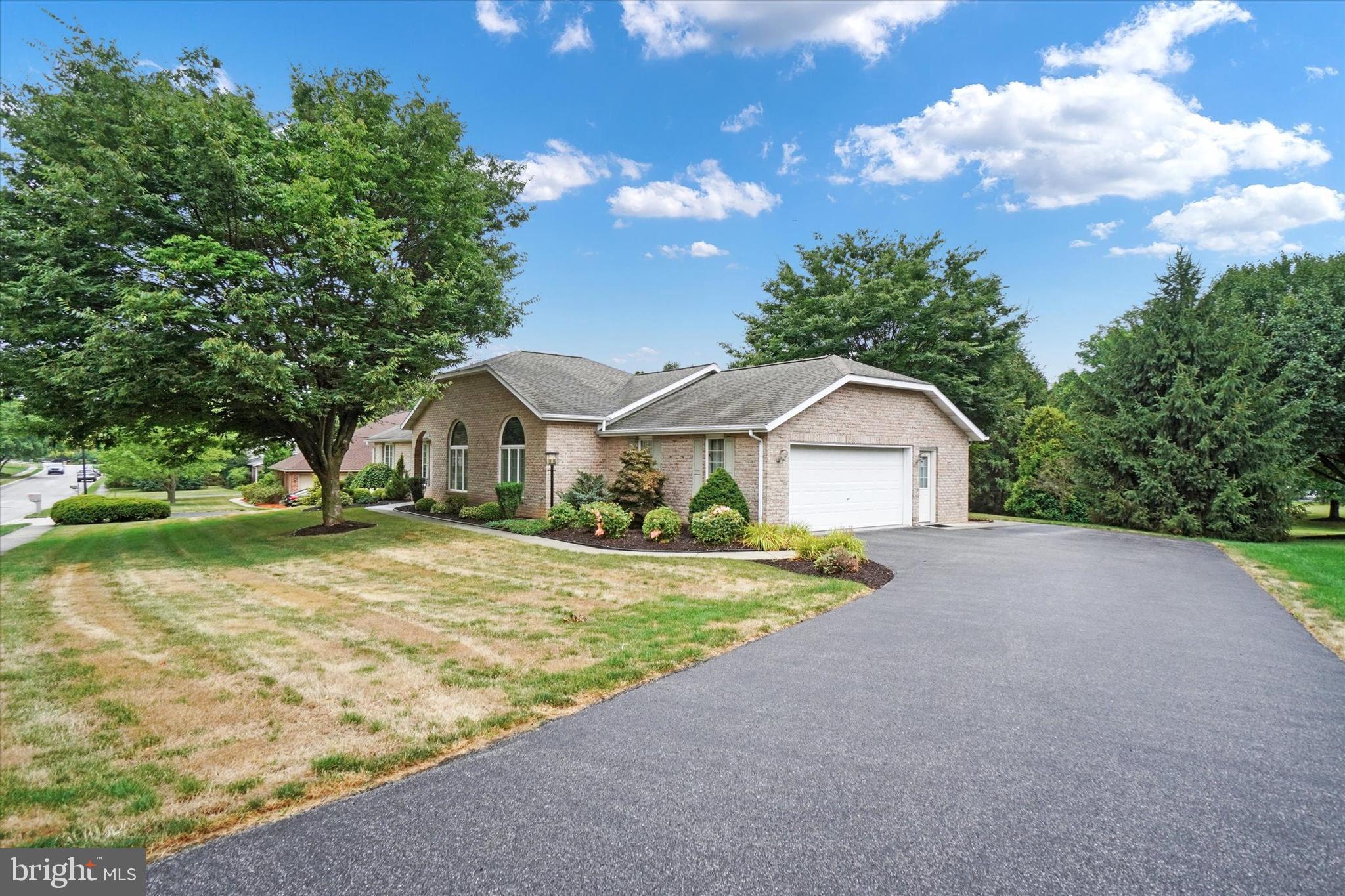 SPRINGETTSBURY - Residential