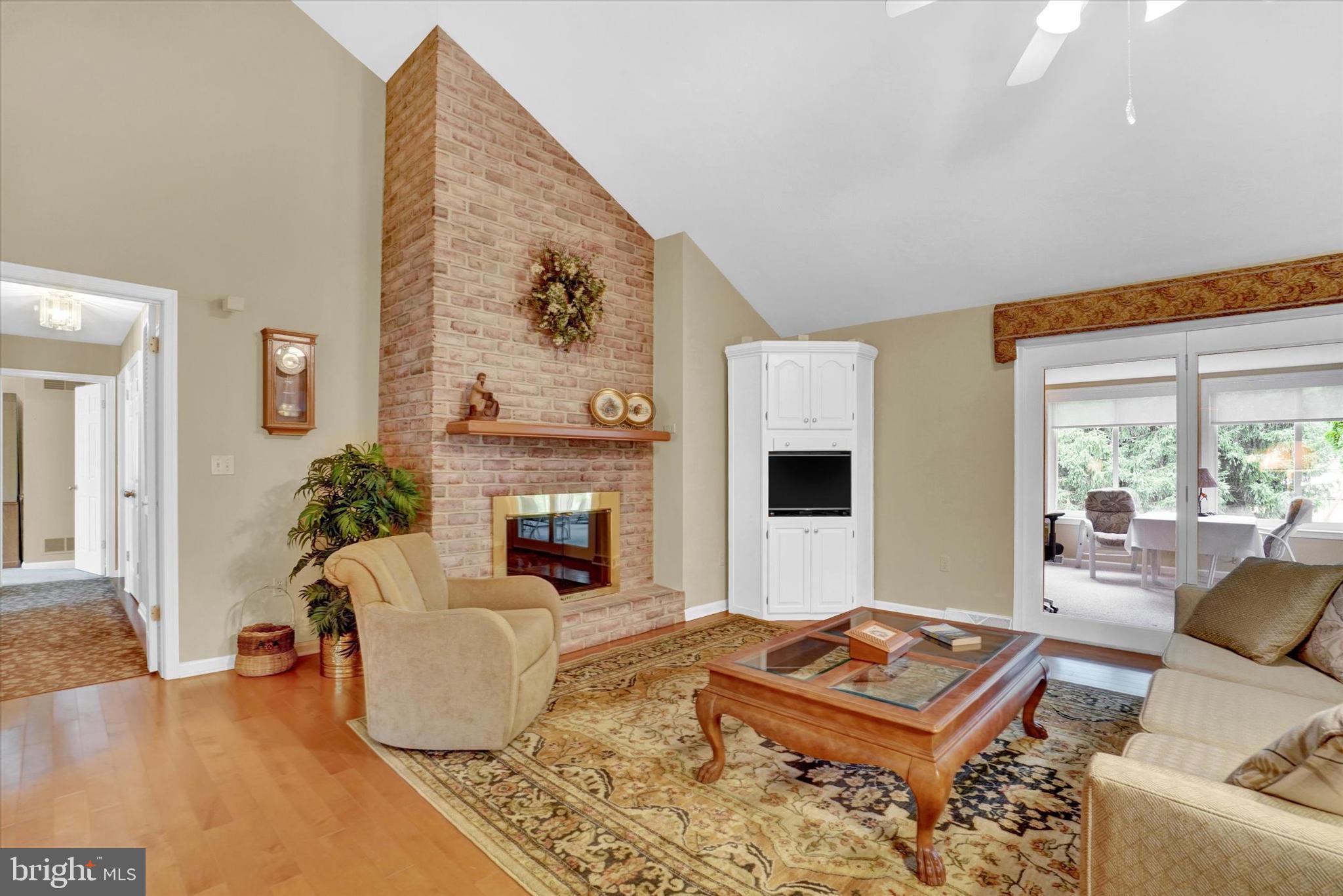 SPRINGETTSBURY - Residential