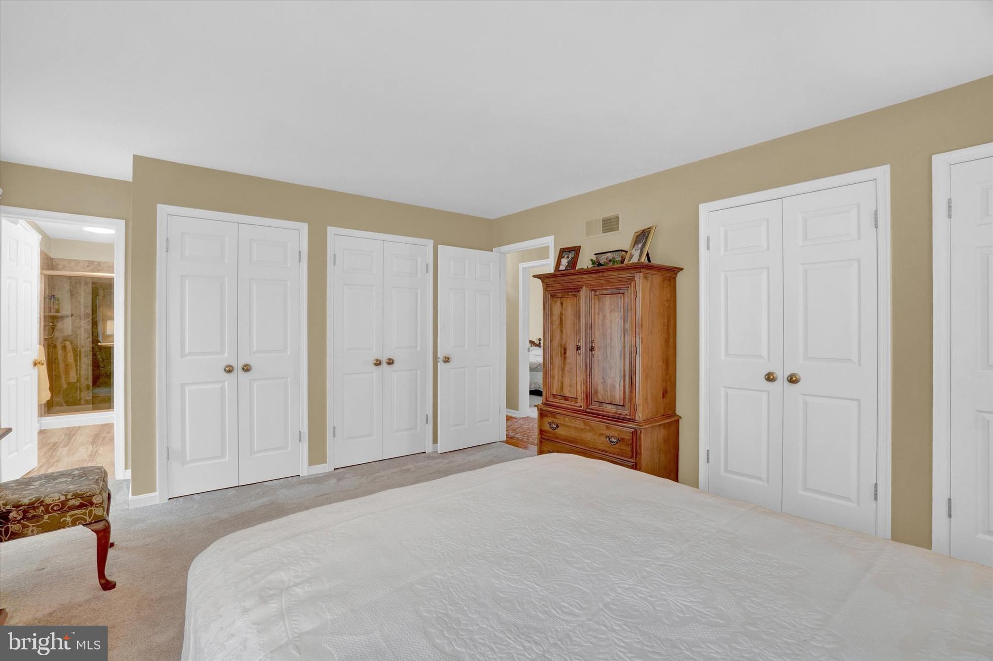 SPRINGETTSBURY - Residential