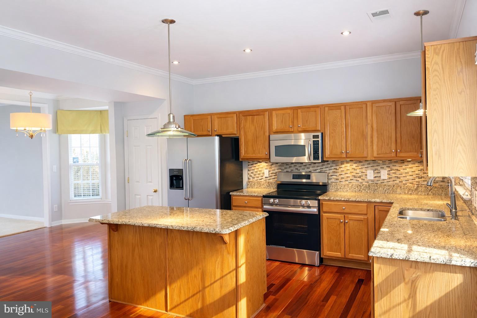 DOMINION TOWNES - Residential