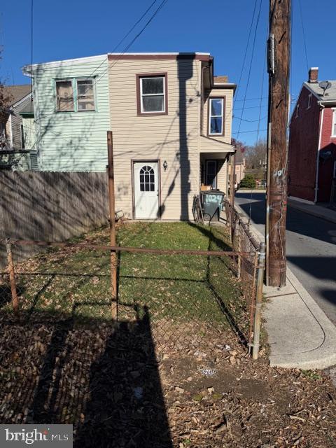 1024 GUILFORD STREET