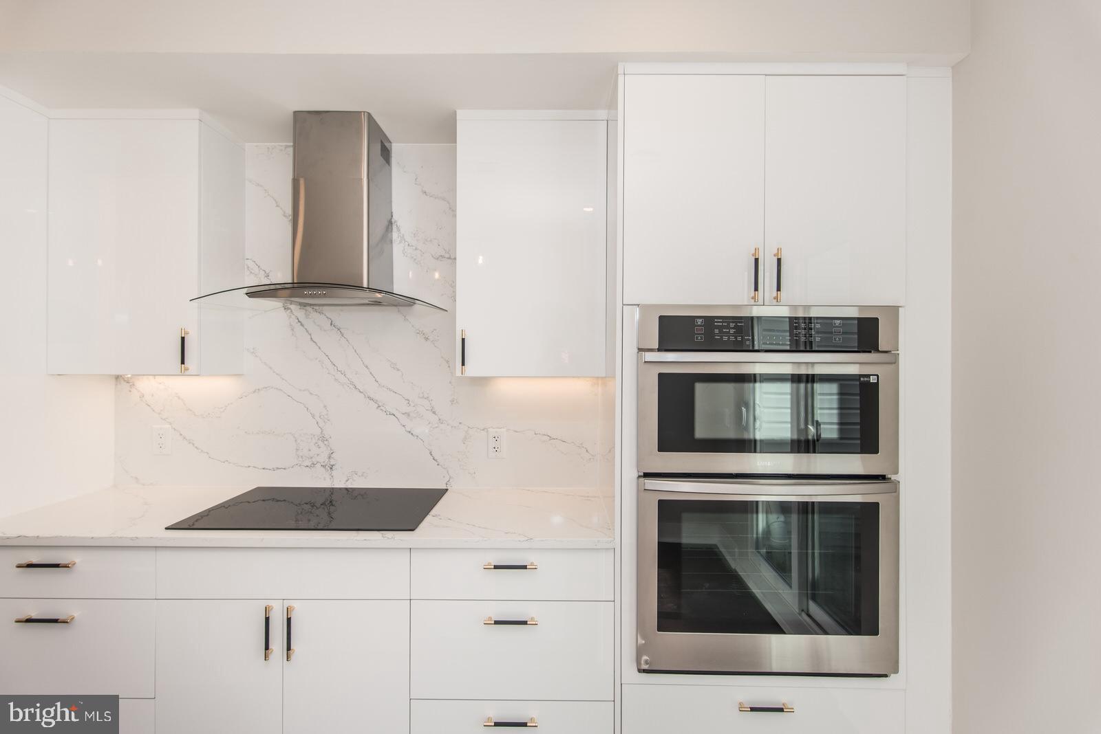 PORT RICHMOND - Residential