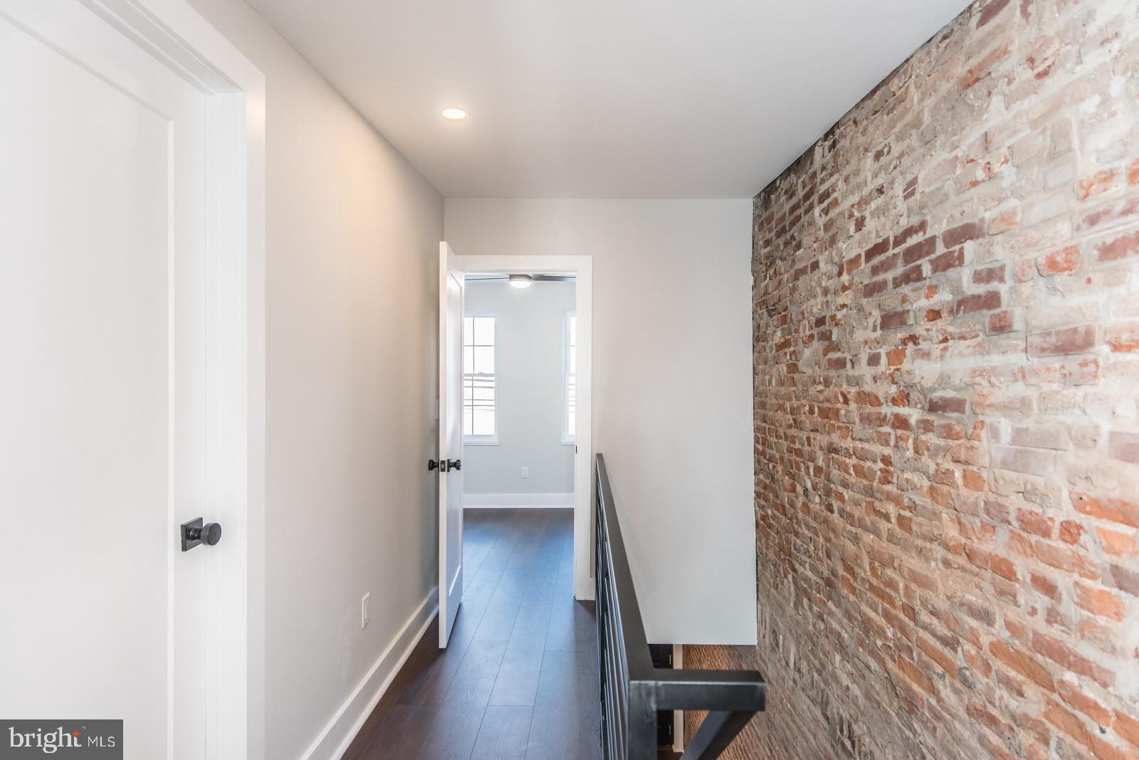 PORT RICHMOND - Residential