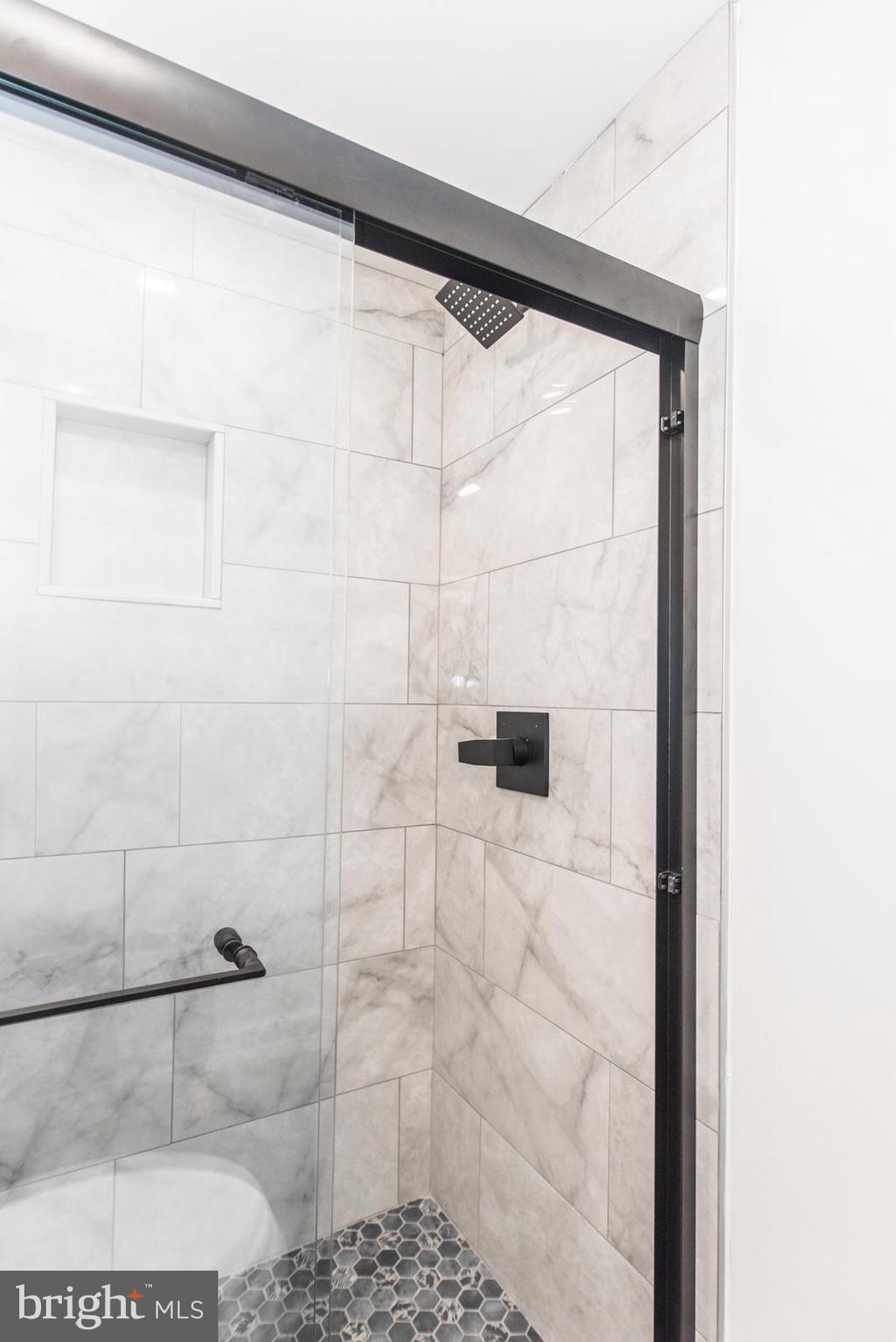 PORT RICHMOND - Residential