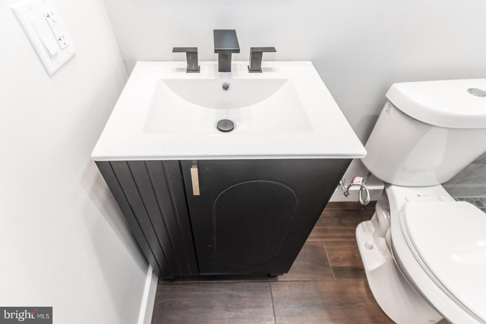 PORT RICHMOND - Residential