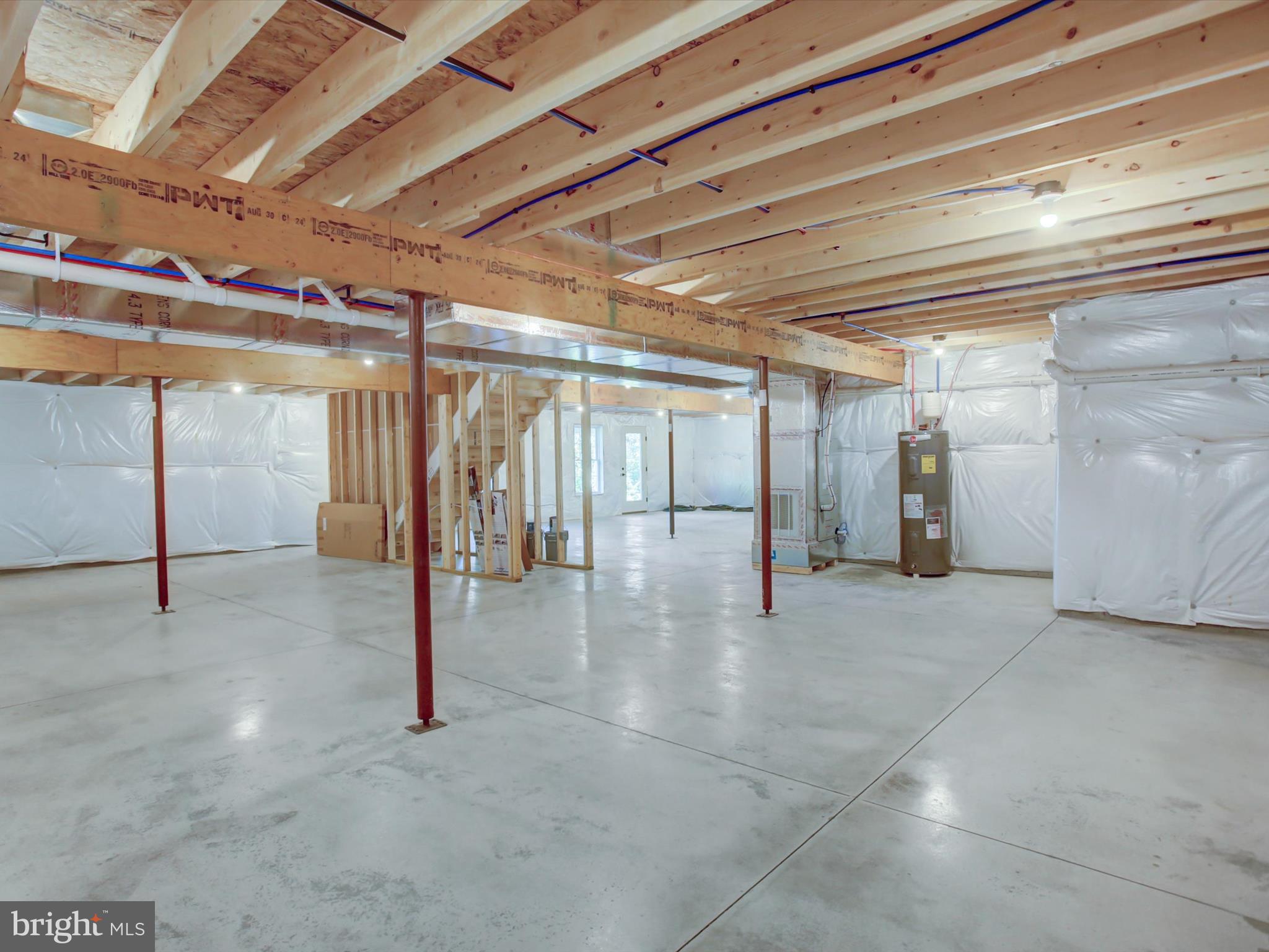 TOWN AND COUNTRY - Residential