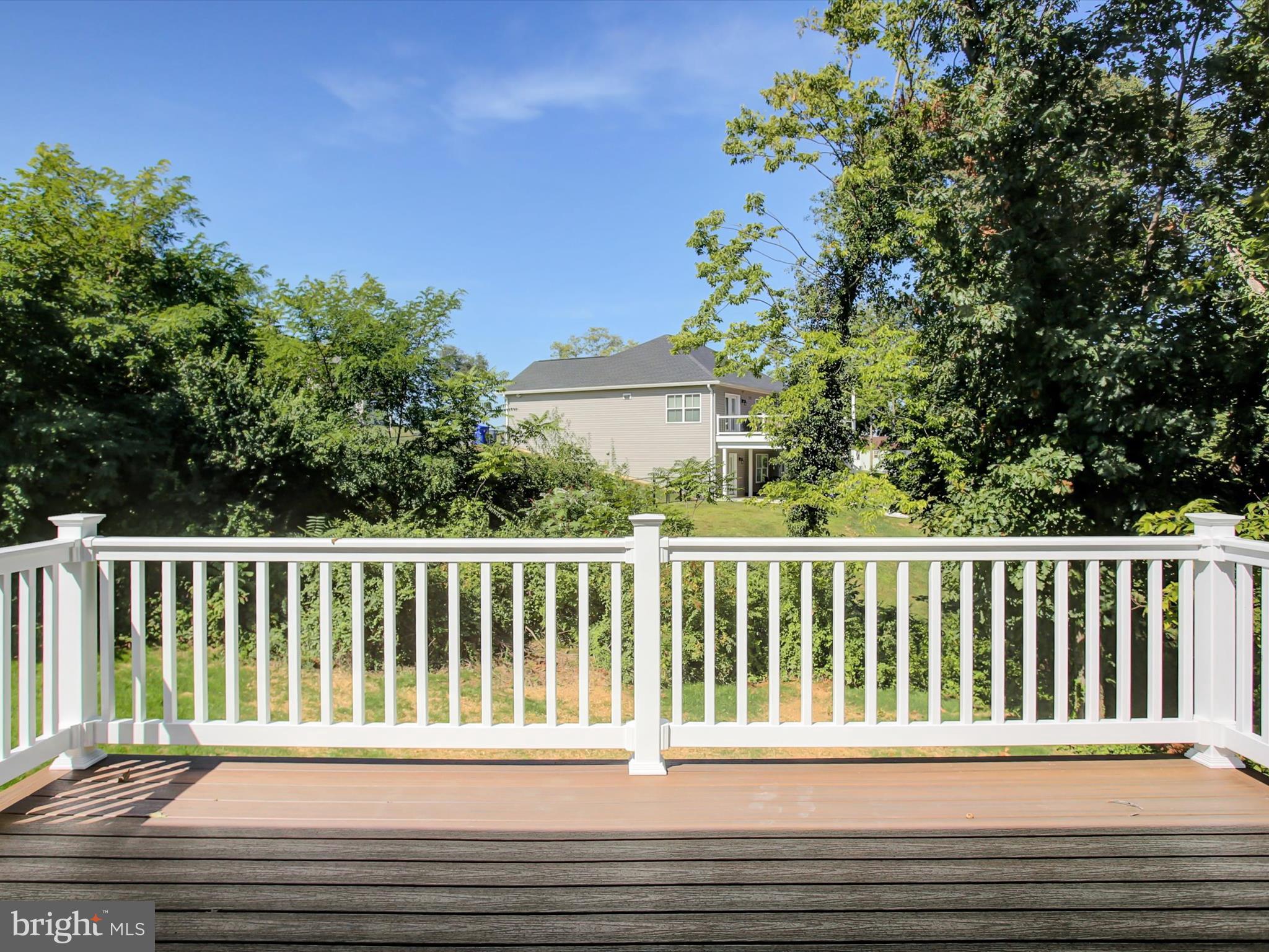 TOWN AND COUNTRY - Residential