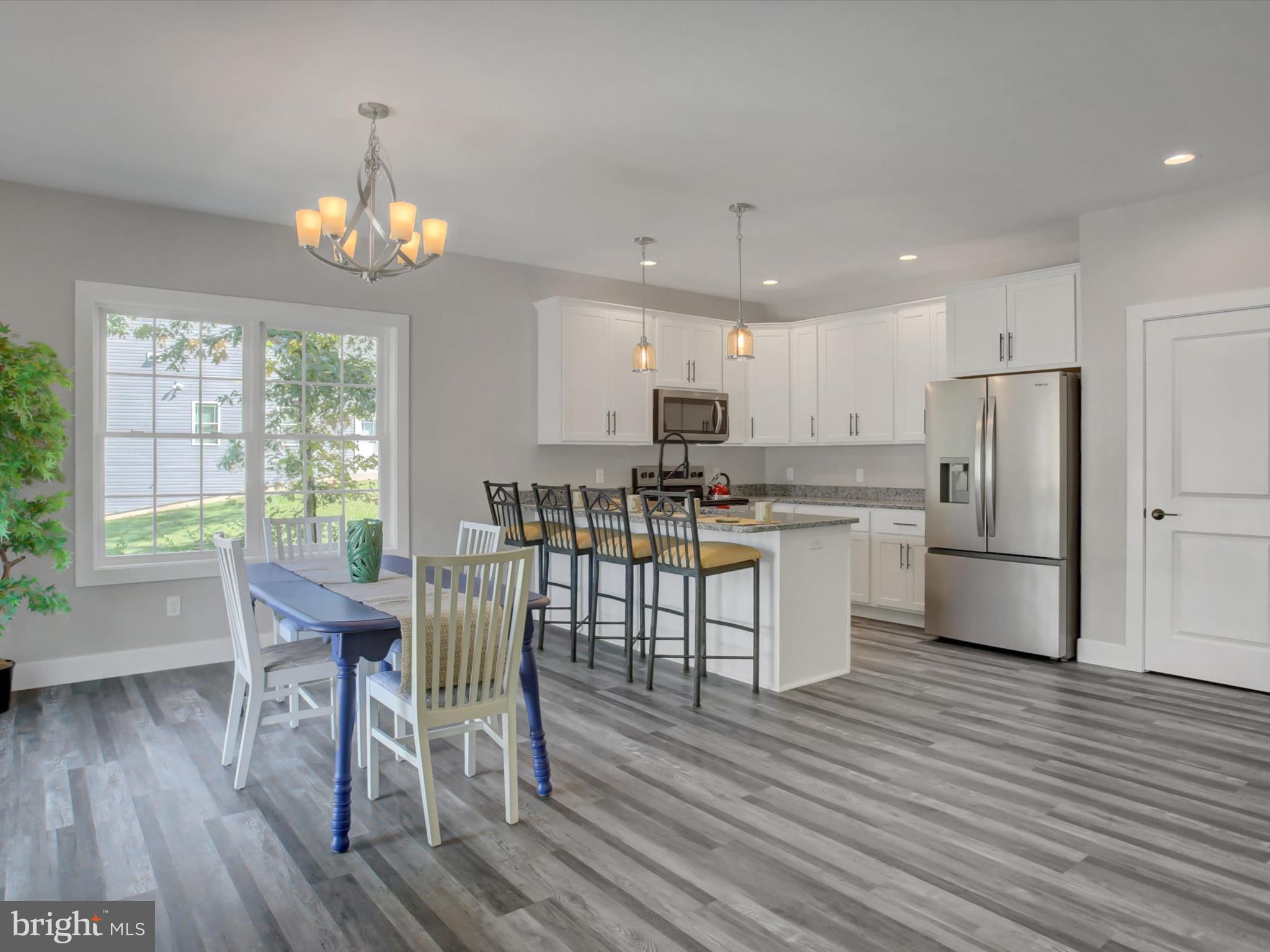 TOWN AND COUNTRY - Residential