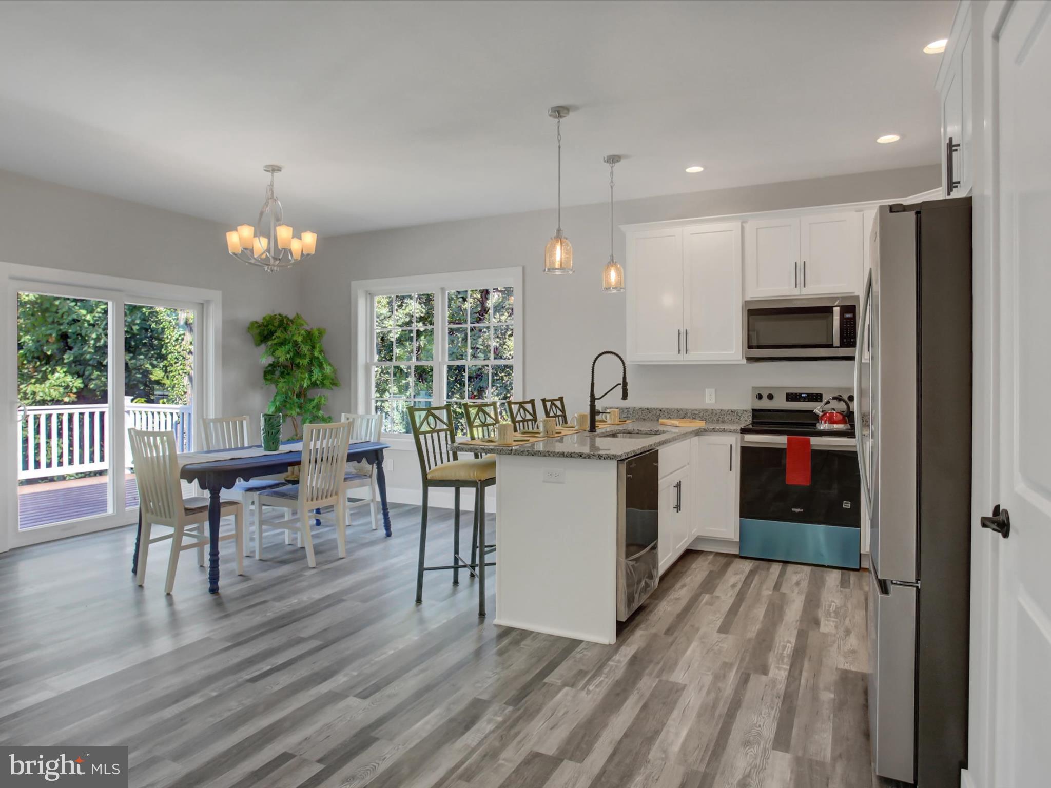 TOWN AND COUNTRY - Residential