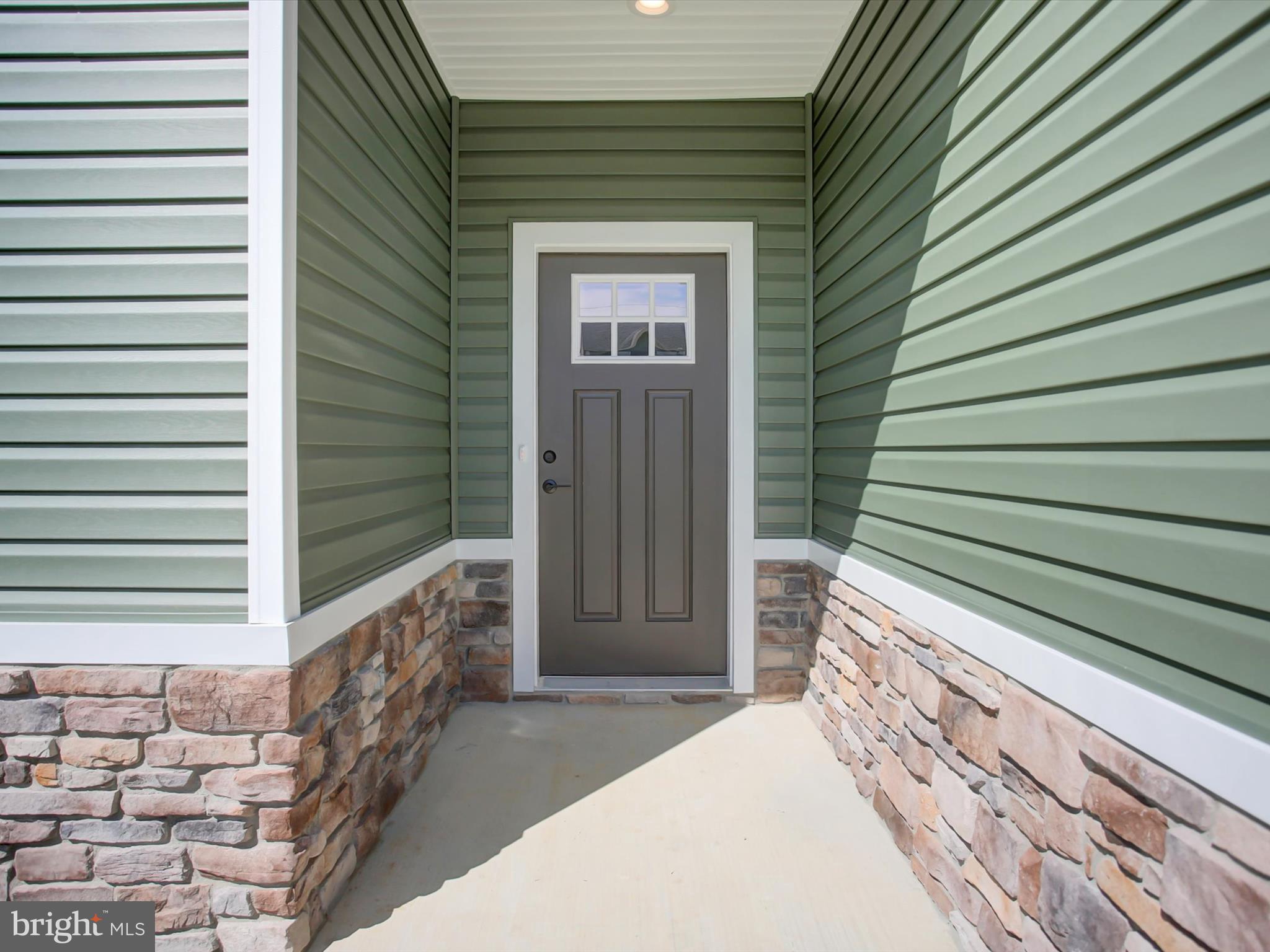382 TEABERRY DRIVE