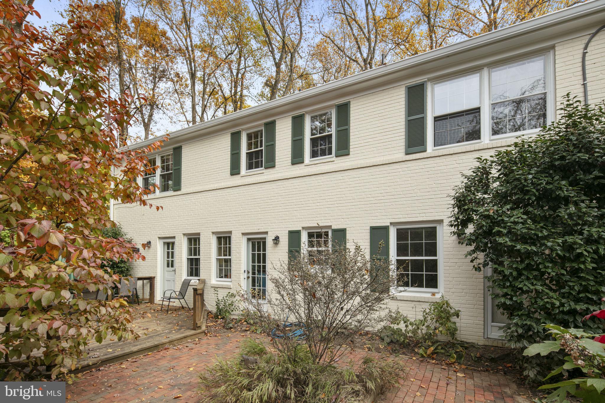 WOODLAND ACRES - Residential