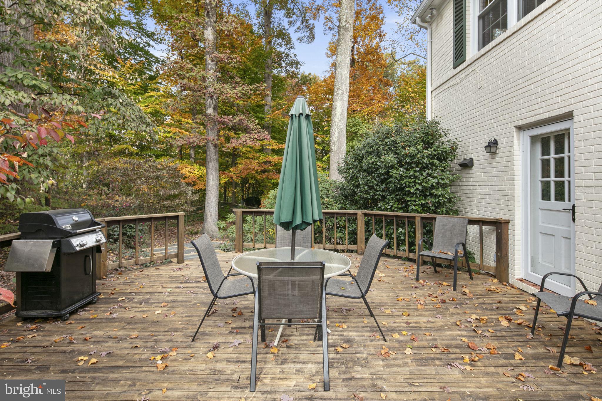 WOODLAND ACRES - Residential