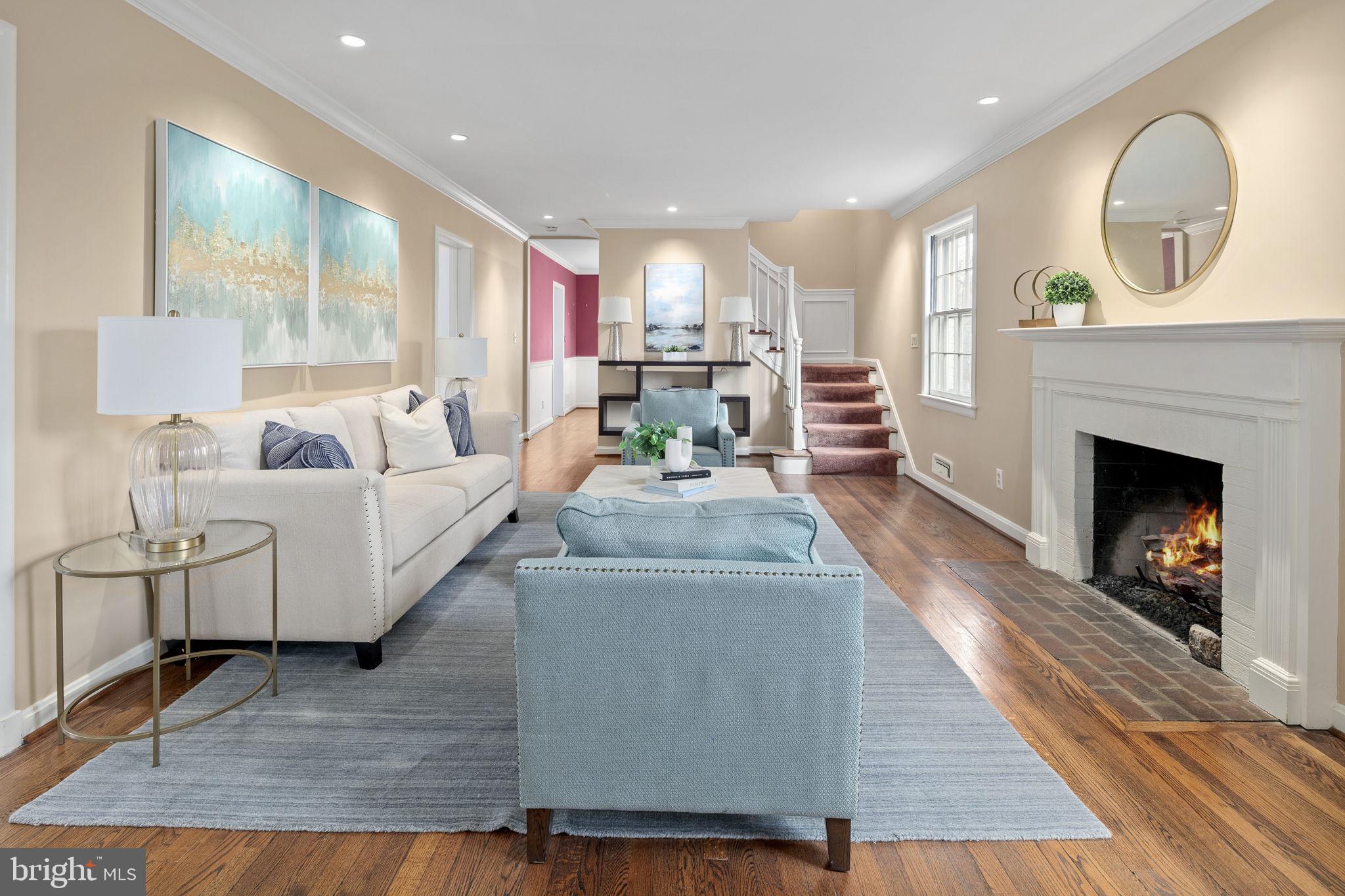 WOODLAND ACRES - Residential