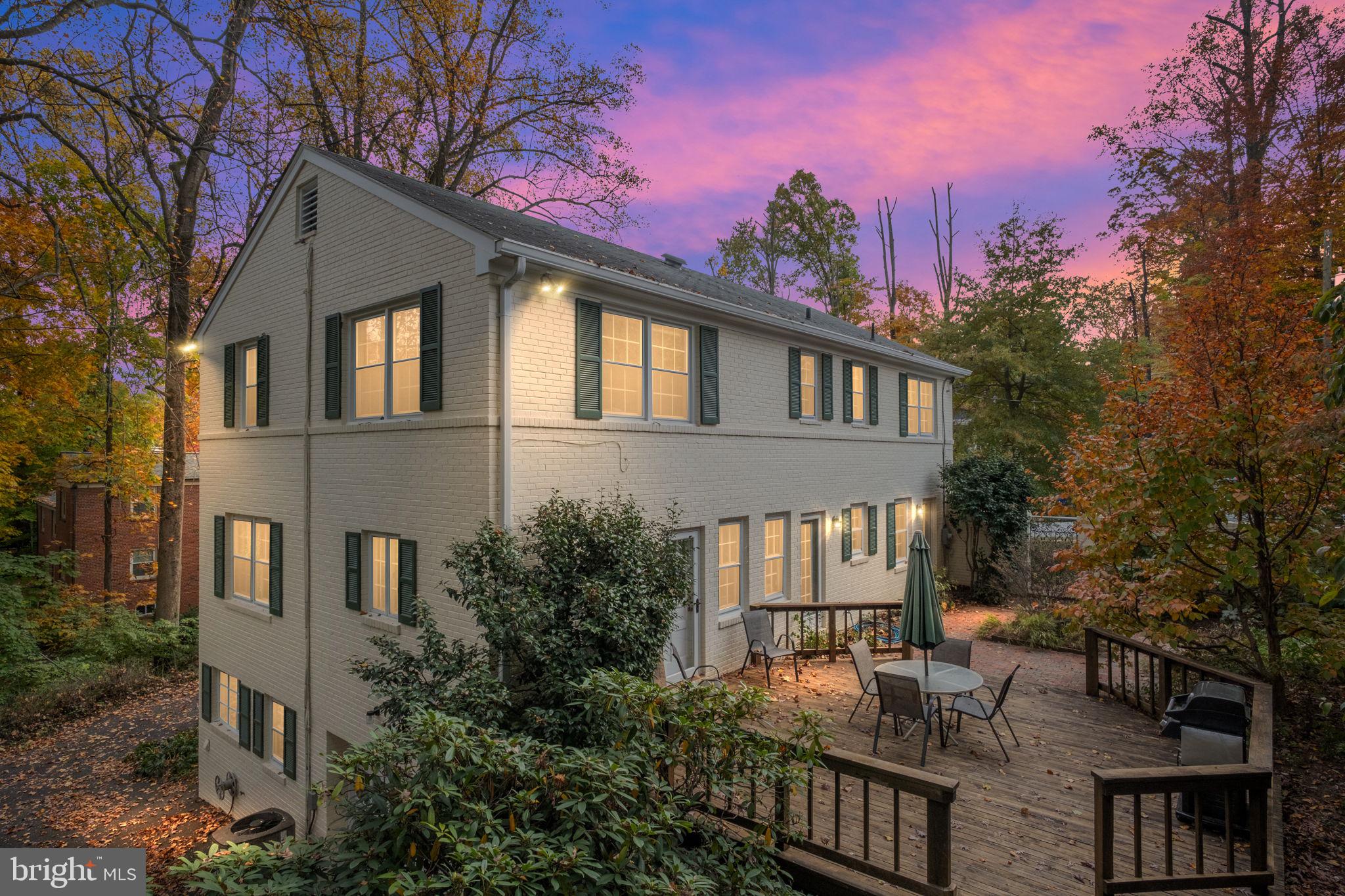 WOODLAND ACRES - Residential