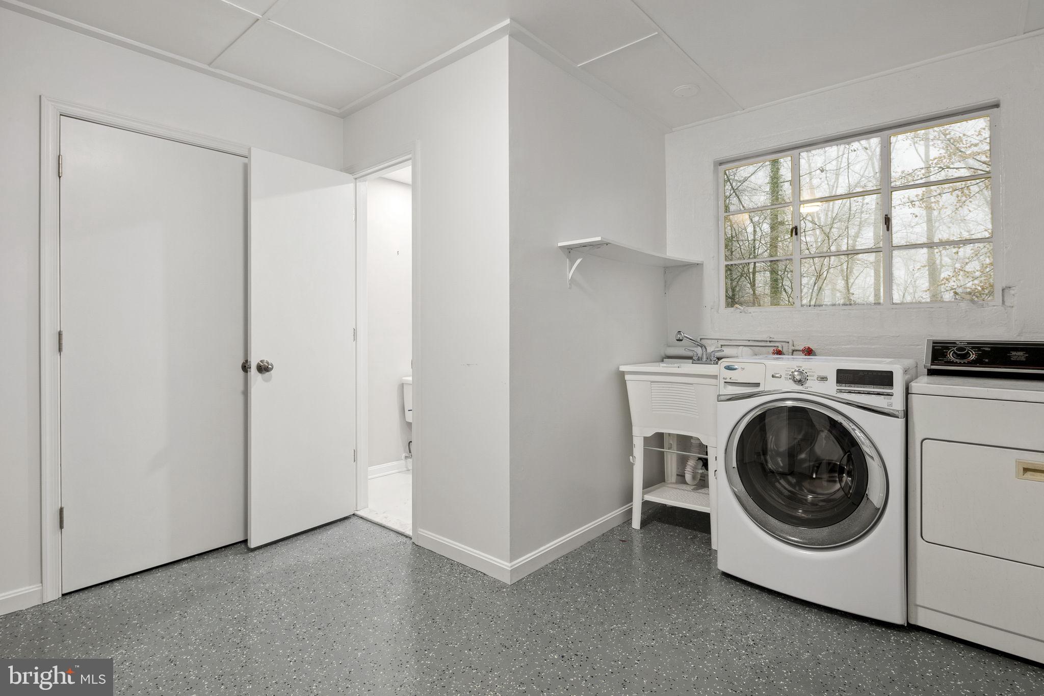 WOODLAND ACRES - Residential