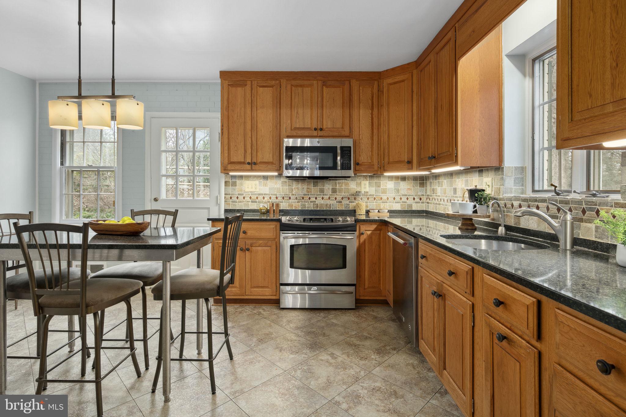 WOODLAND ACRES - Residential