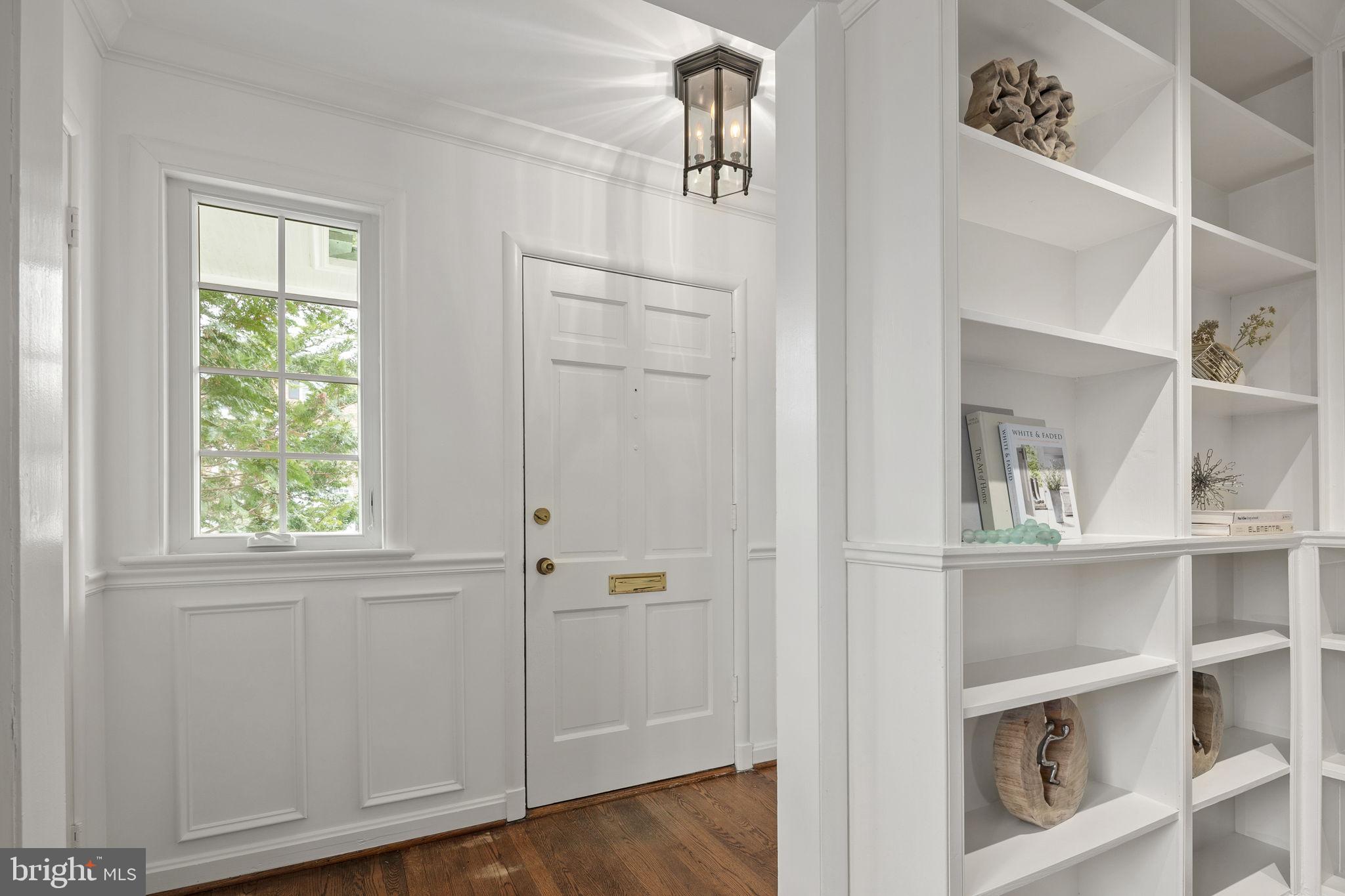 WOODLAND ACRES - Residential