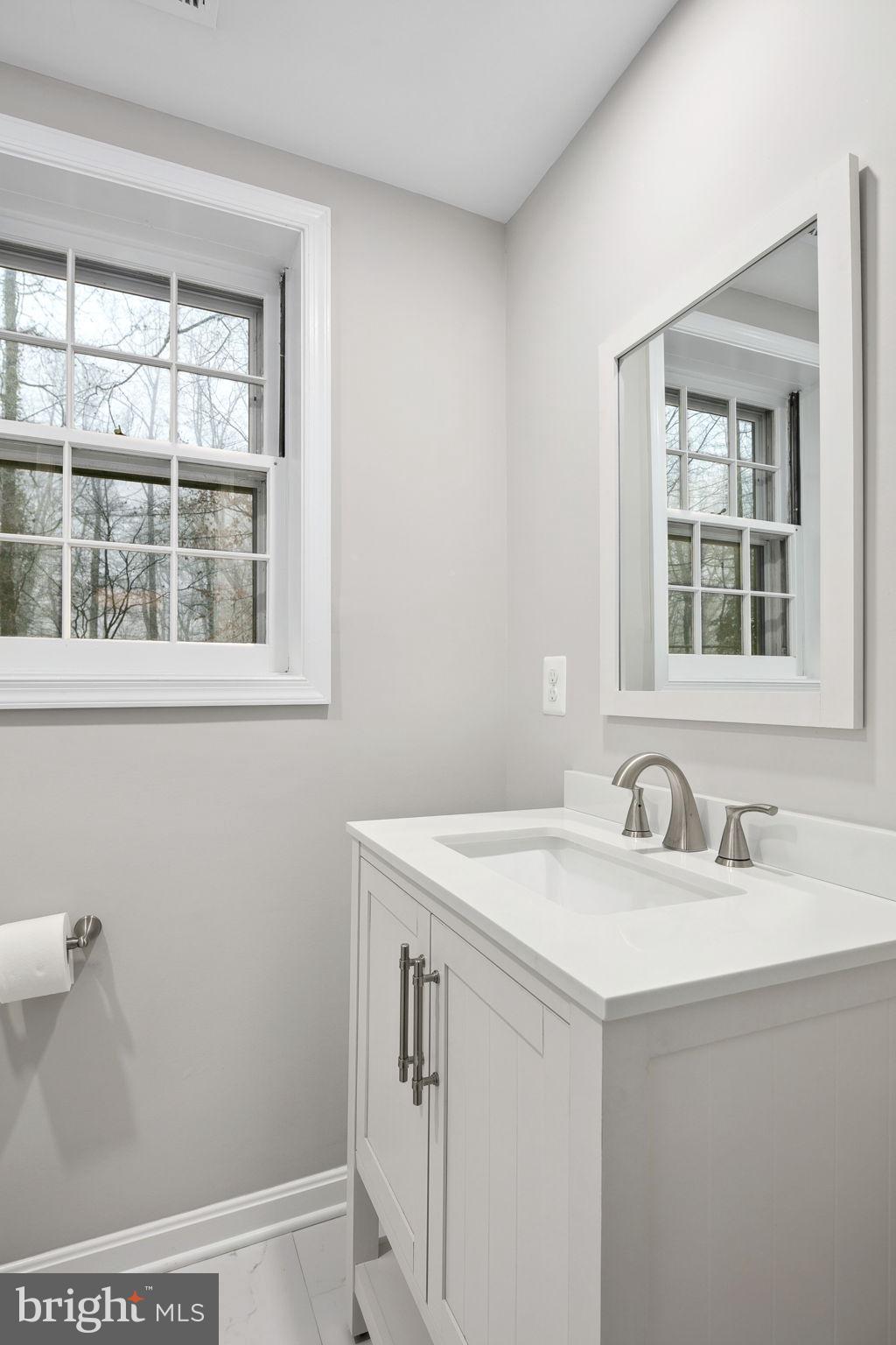 WOODLAND ACRES - Residential