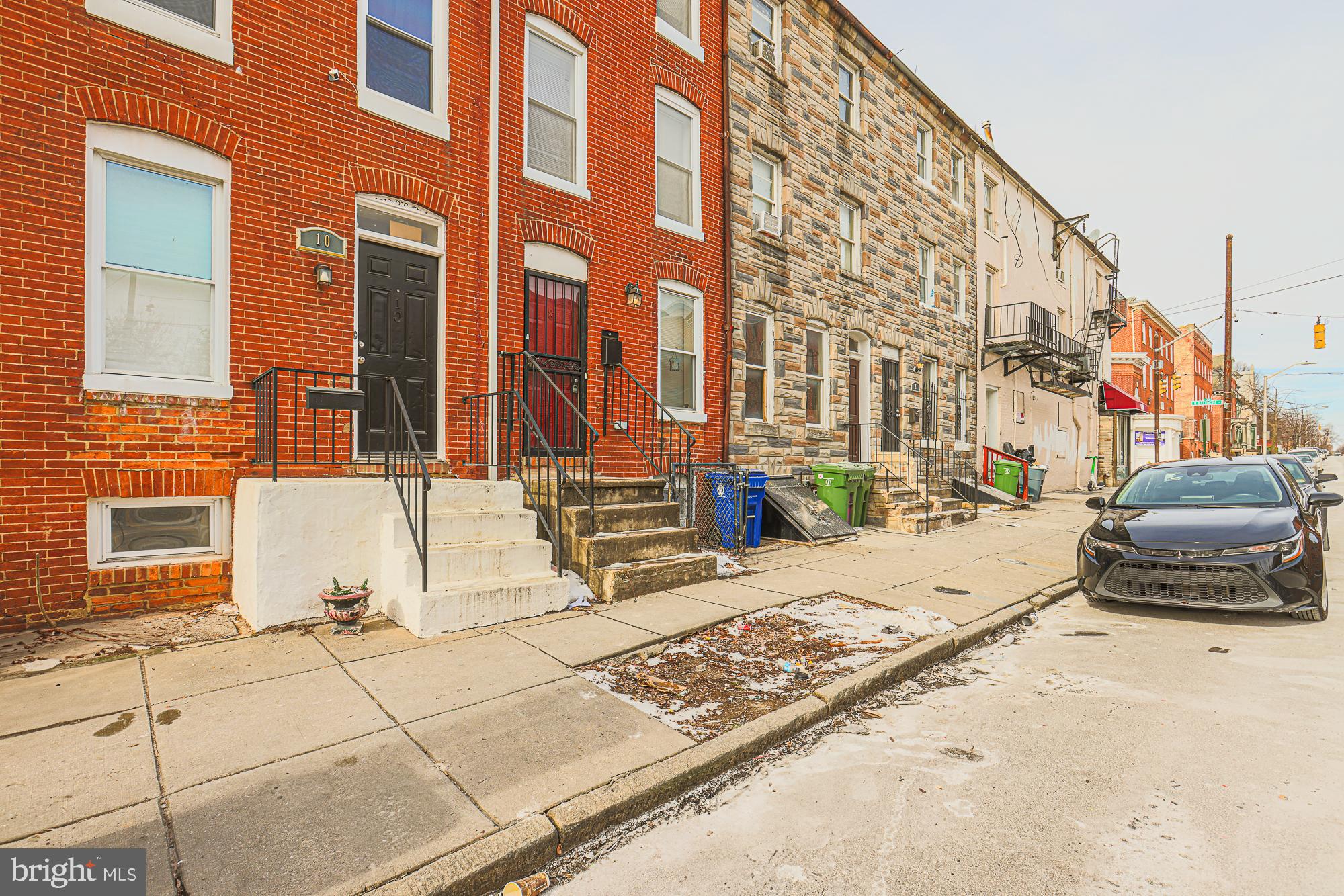 HOLLINS MARKET - Residential