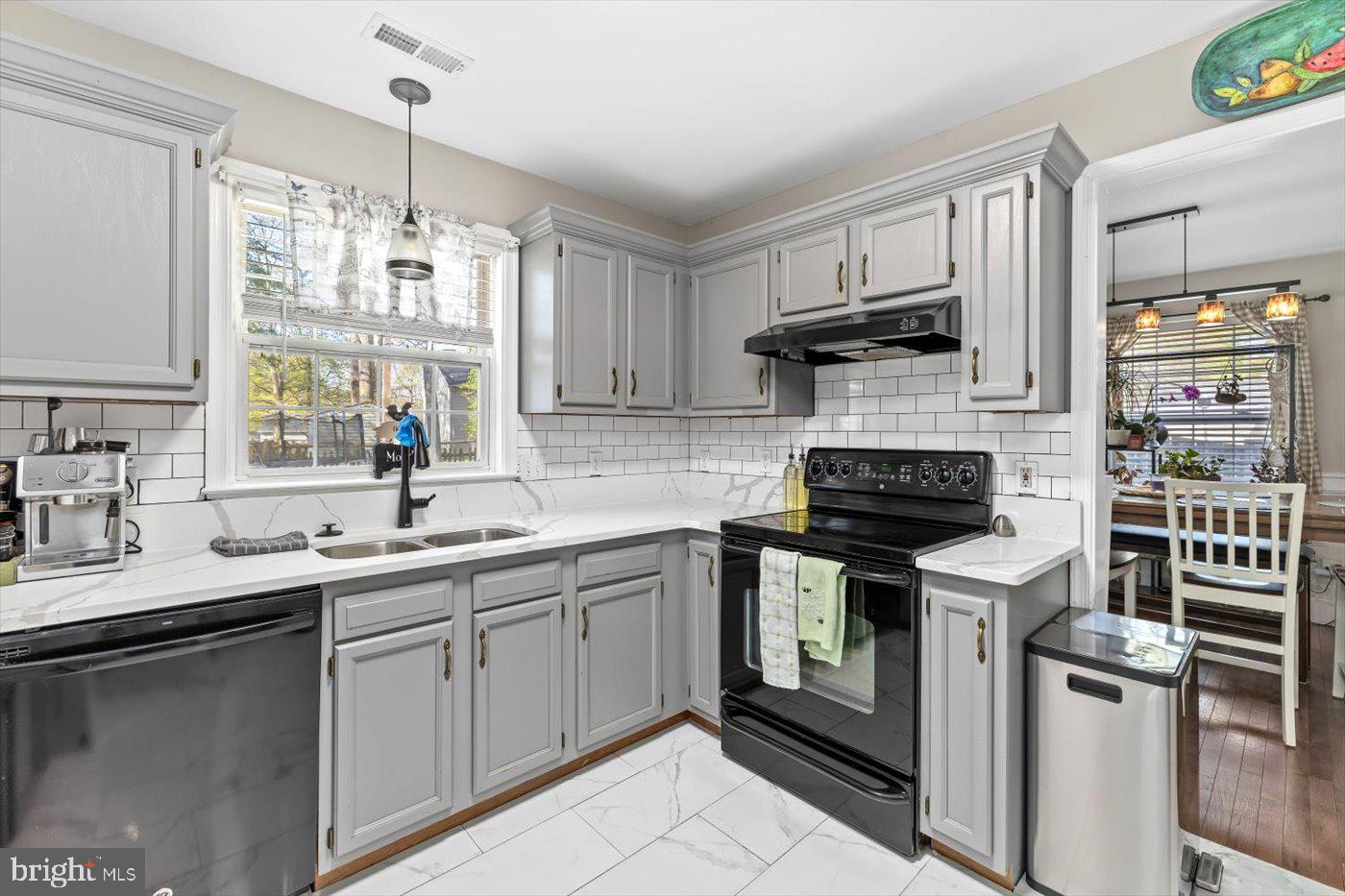 RUFFIN'S POND - Residential