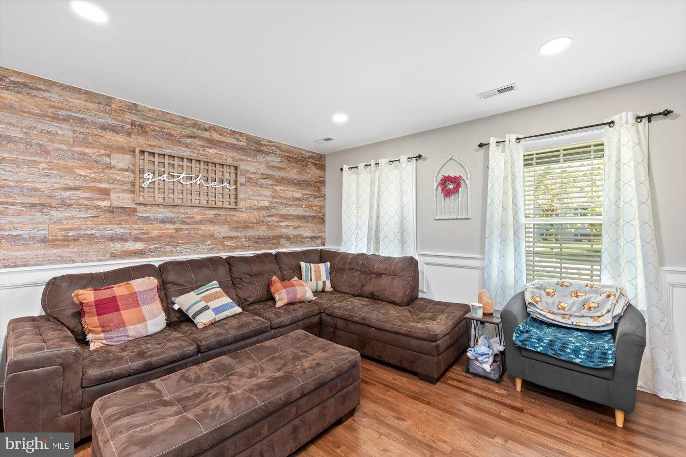 RUFFIN'S POND - Residential