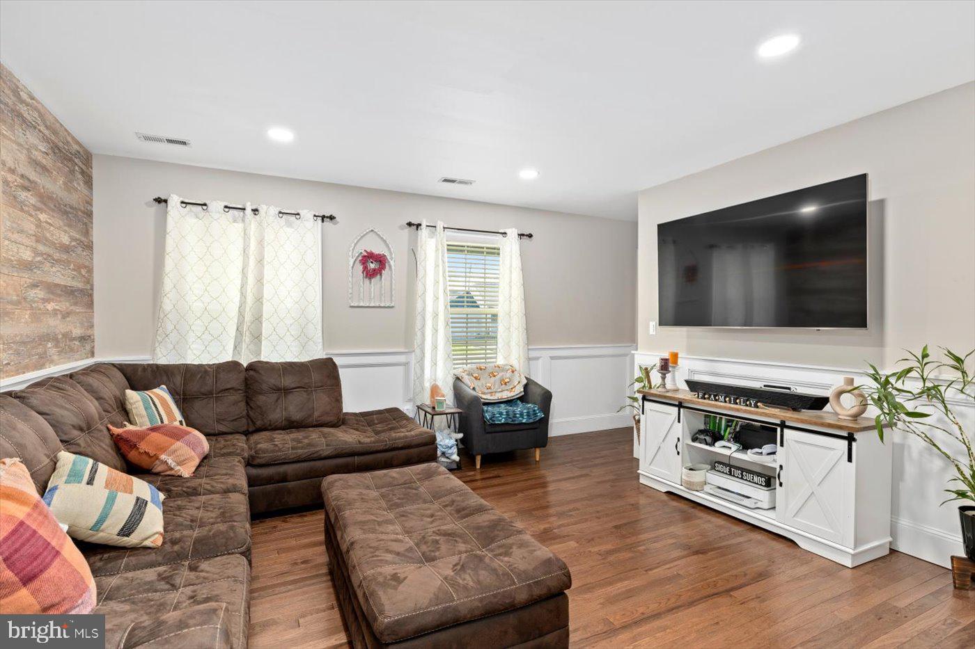 RUFFIN'S POND - Residential