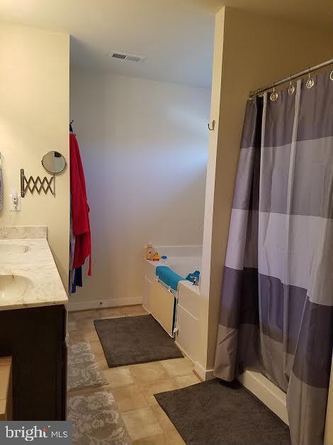 WIDEWATER BEACH - Residential Lease