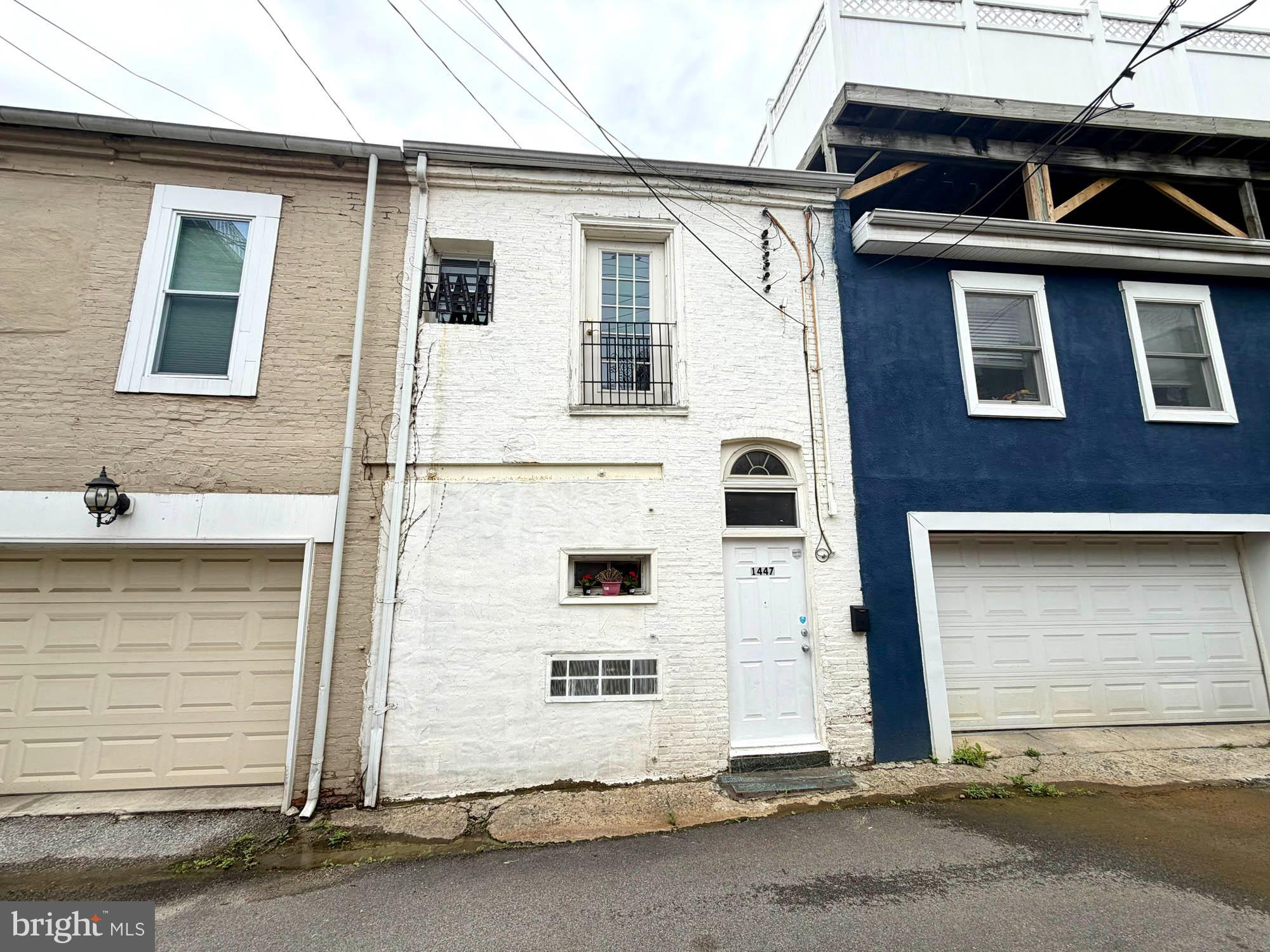 RIVERSIDE - Residential Income