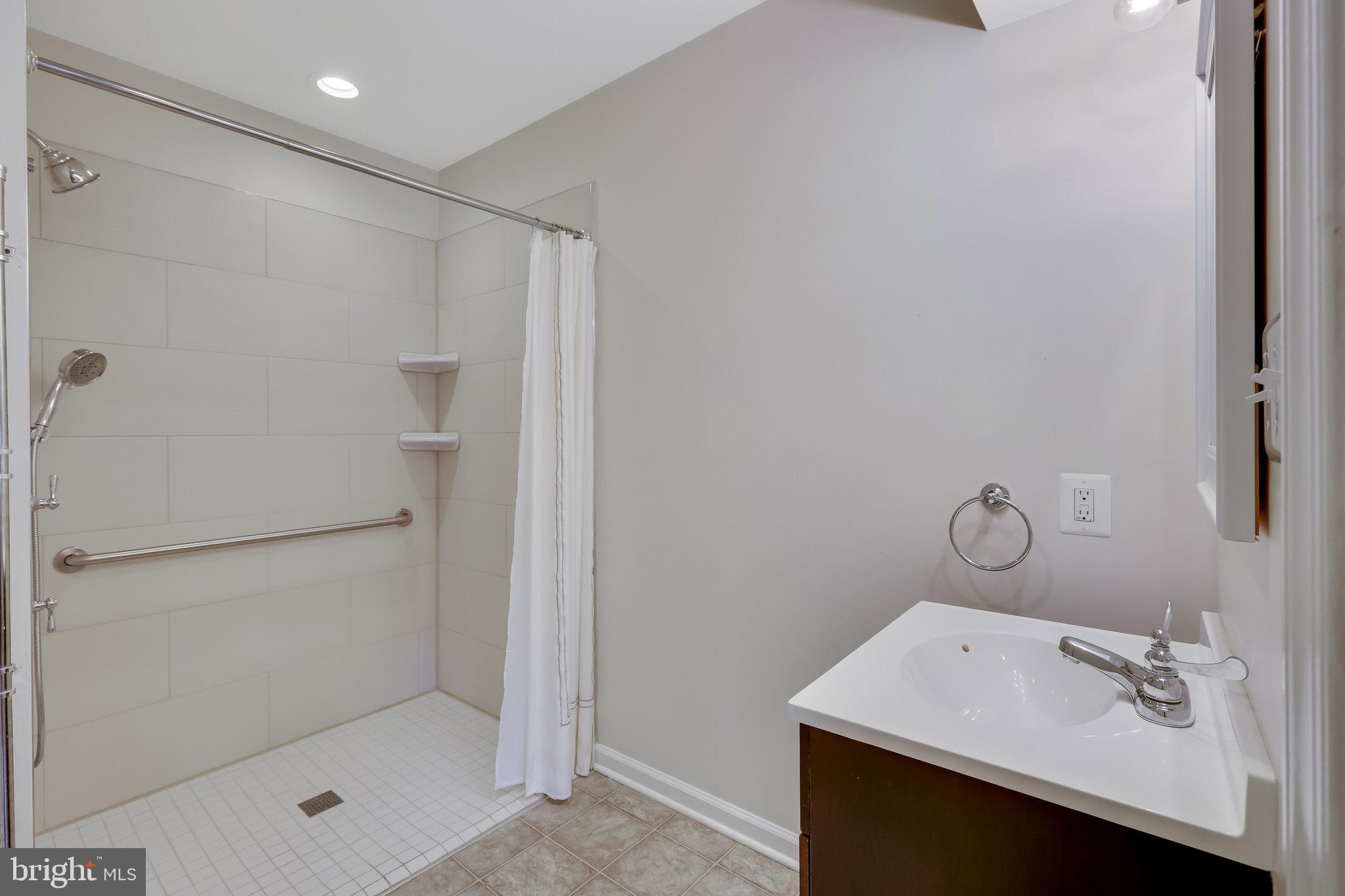 GARNCHAYNE - Residential