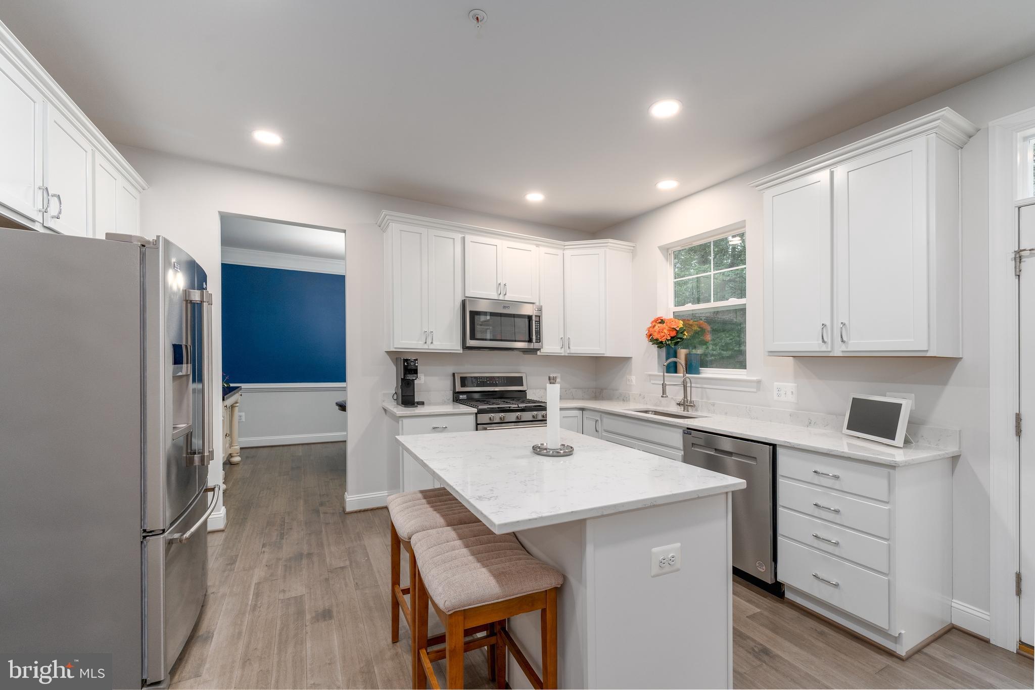 6210 HUNTERS HOLLOW ROAD