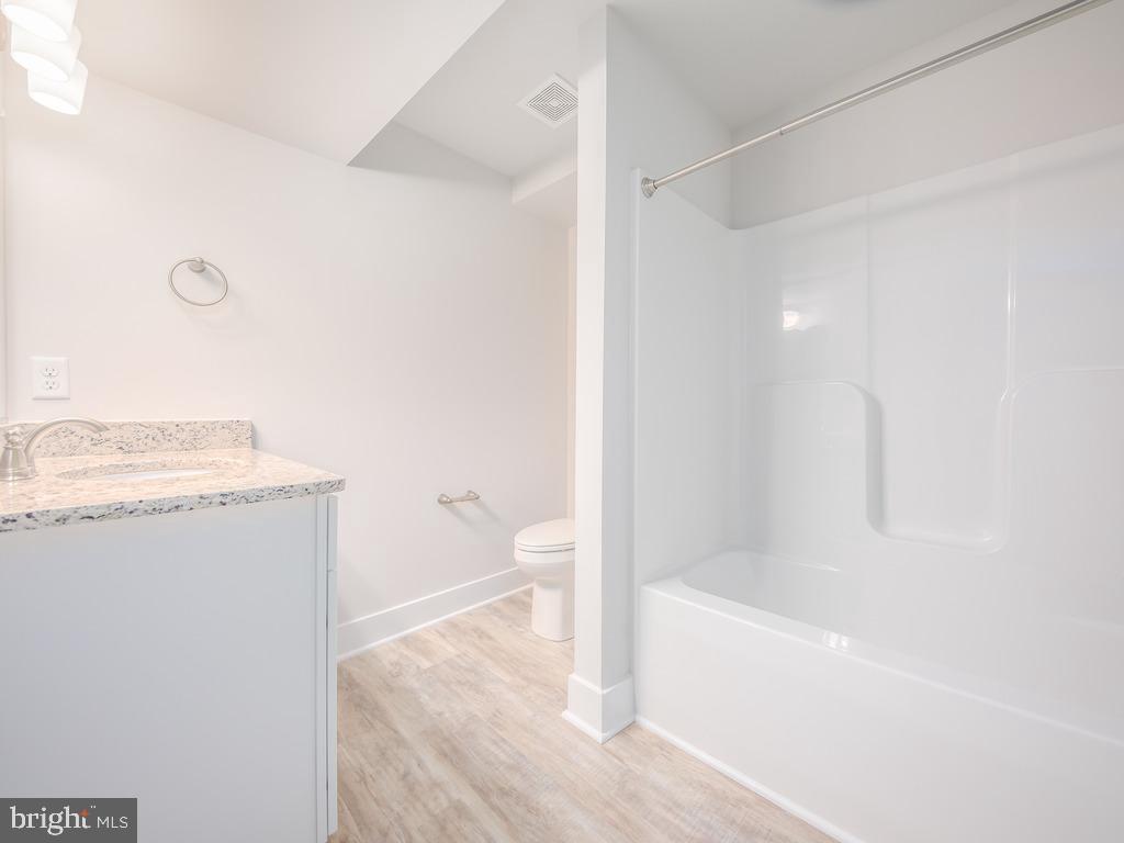 SUNRISE BAY - Residential