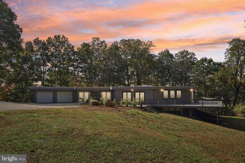 855 BRANDYWINE ROAD DOWNINGTOWN PA 19335