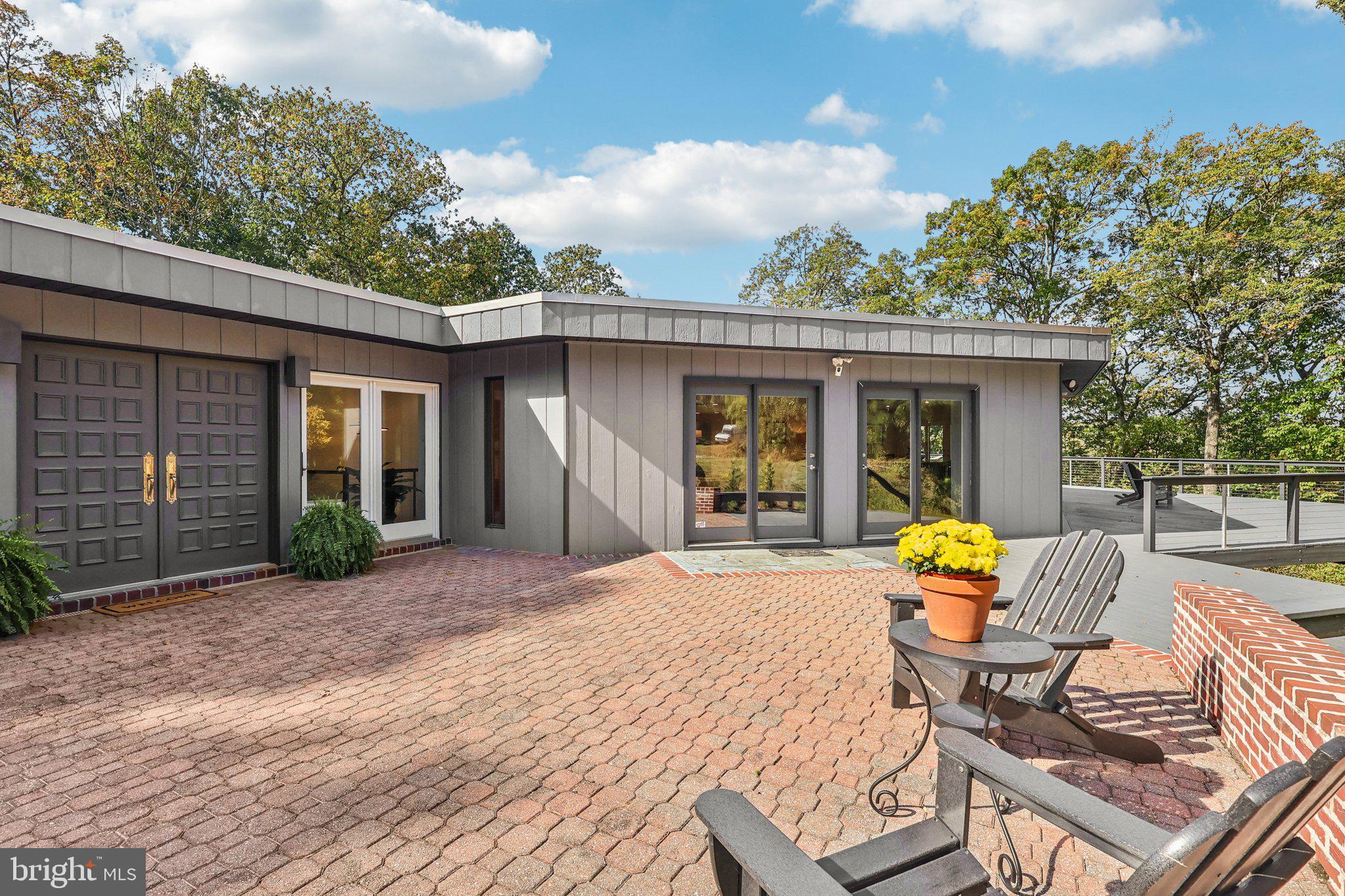 855 BRANDYWINE ROAD