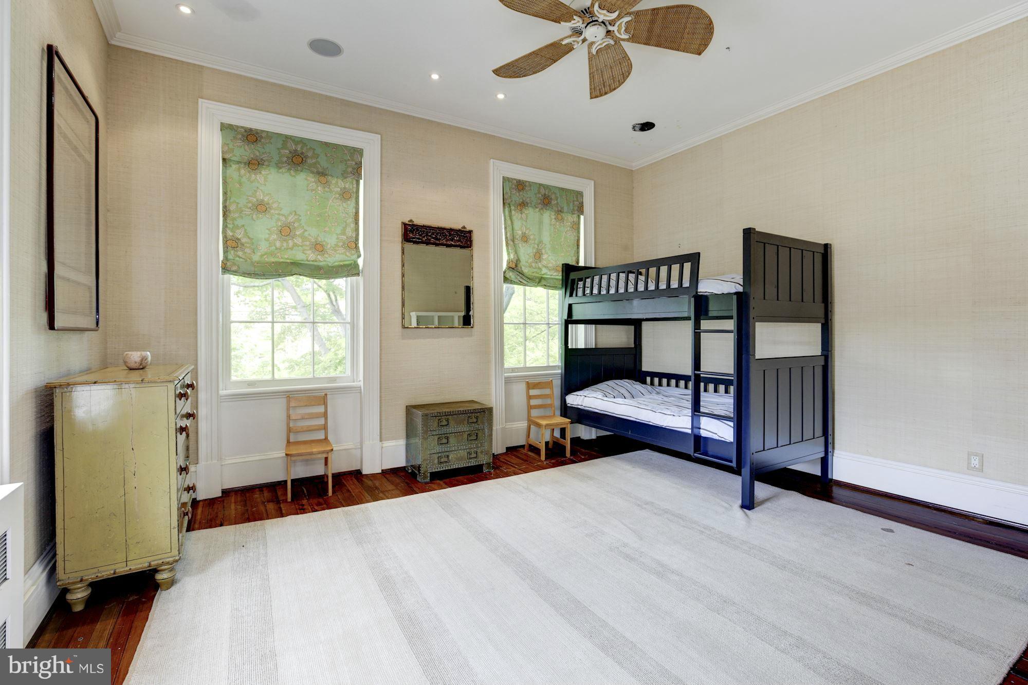 GEORGETOWN - Residential