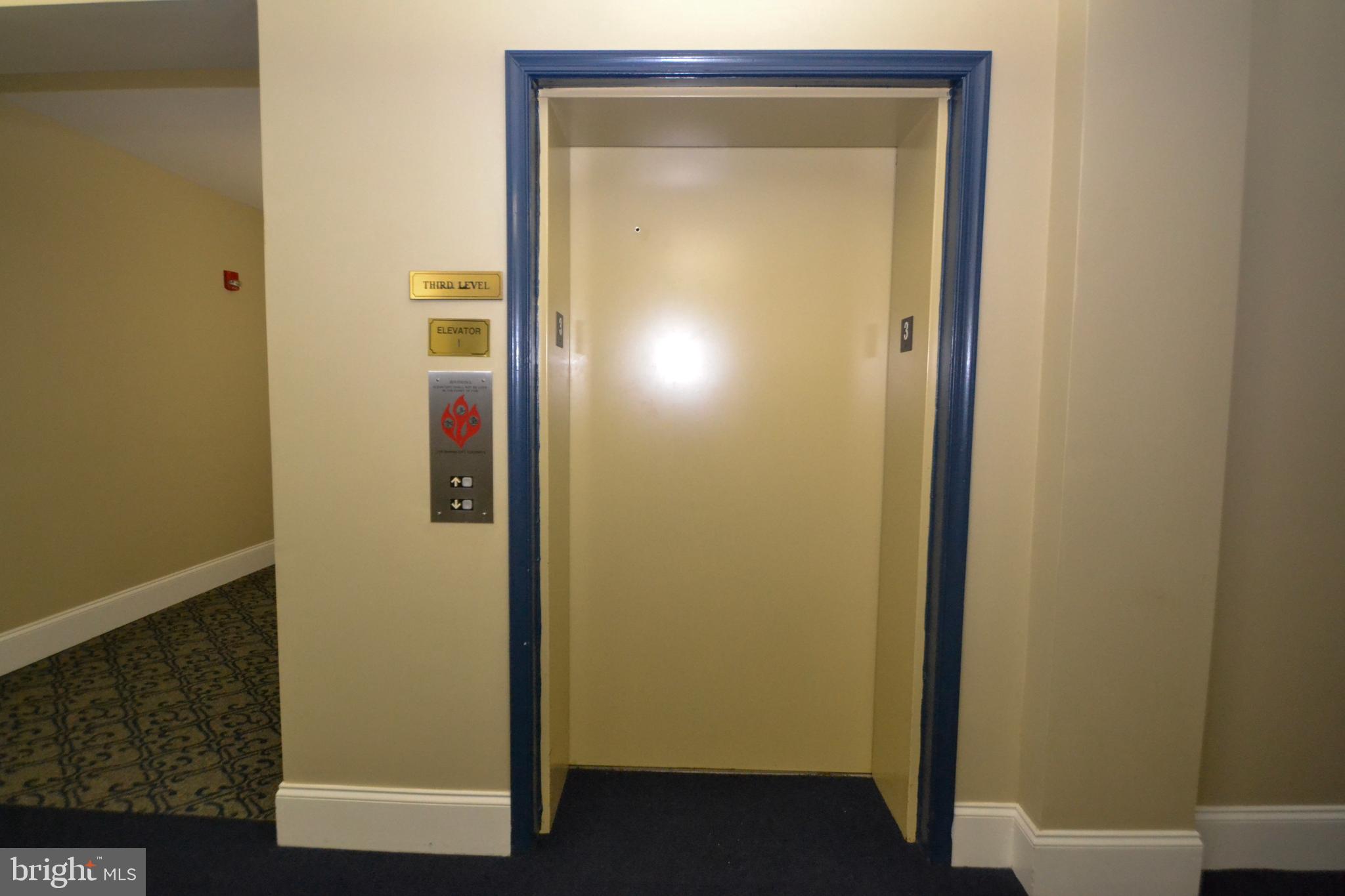 HIGH VIEW AT HUNT VALLEY - Residential