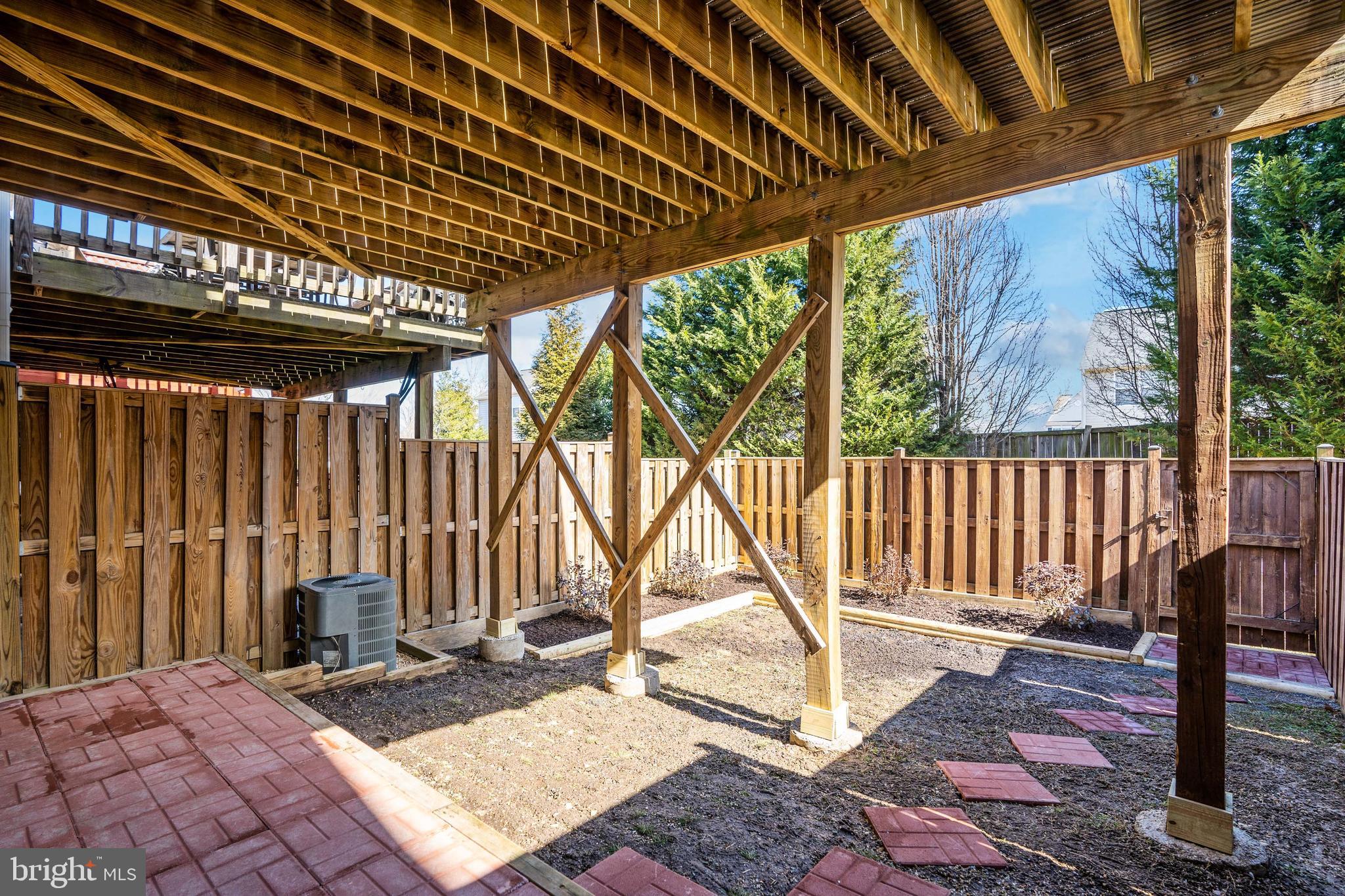 TAMARLANE - Residential