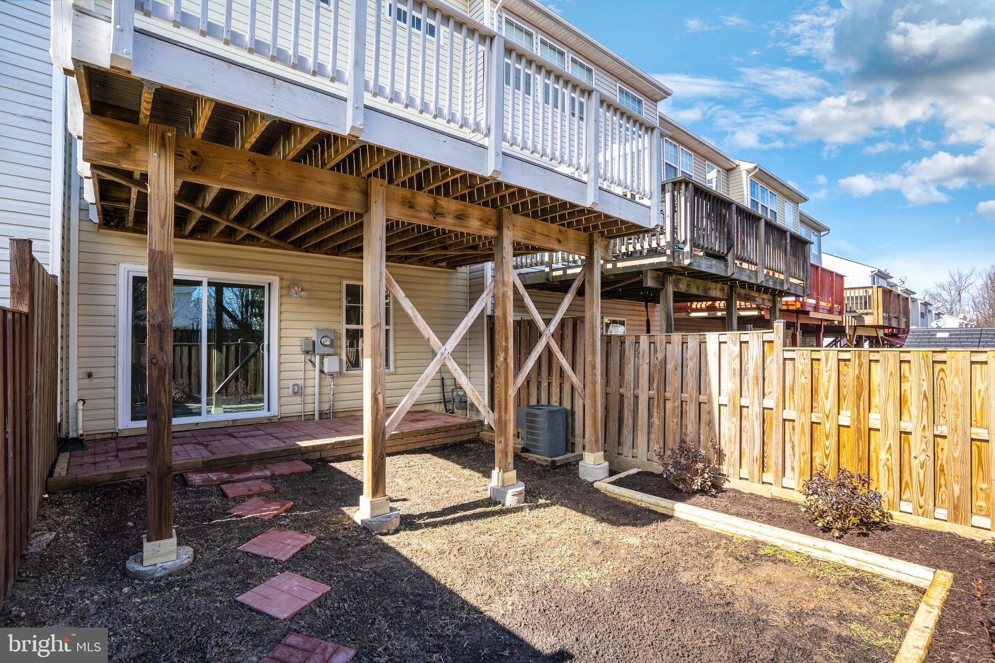 TAMARLANE - Residential