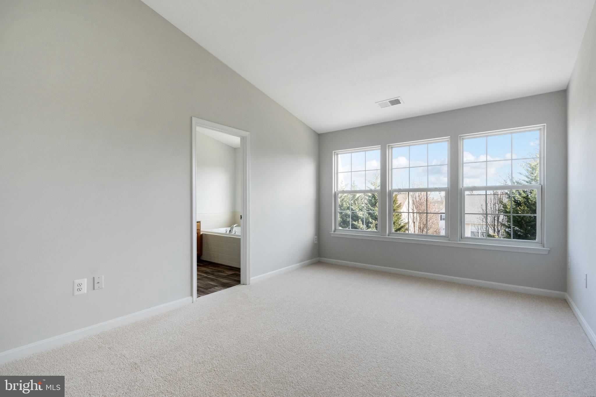 TAMARLANE - Residential