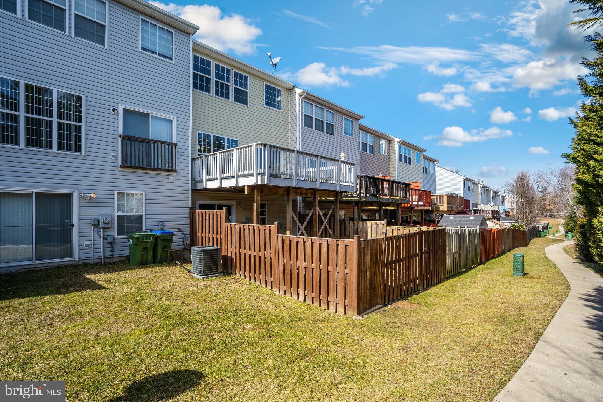 TAMARLANE - Residential