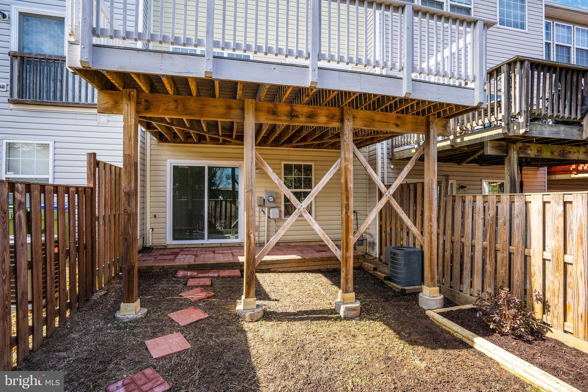 TAMARLANE - Residential