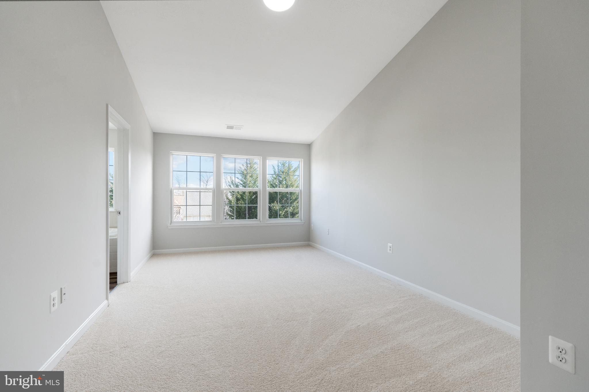 TAMARLANE - Residential