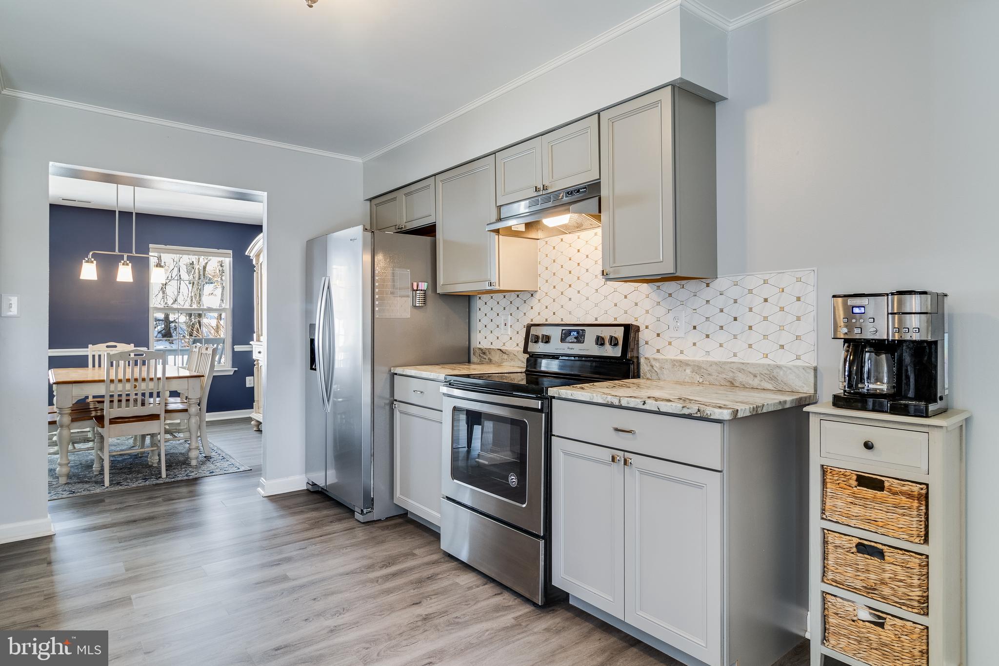 SYMPHONY WOODS - Residential