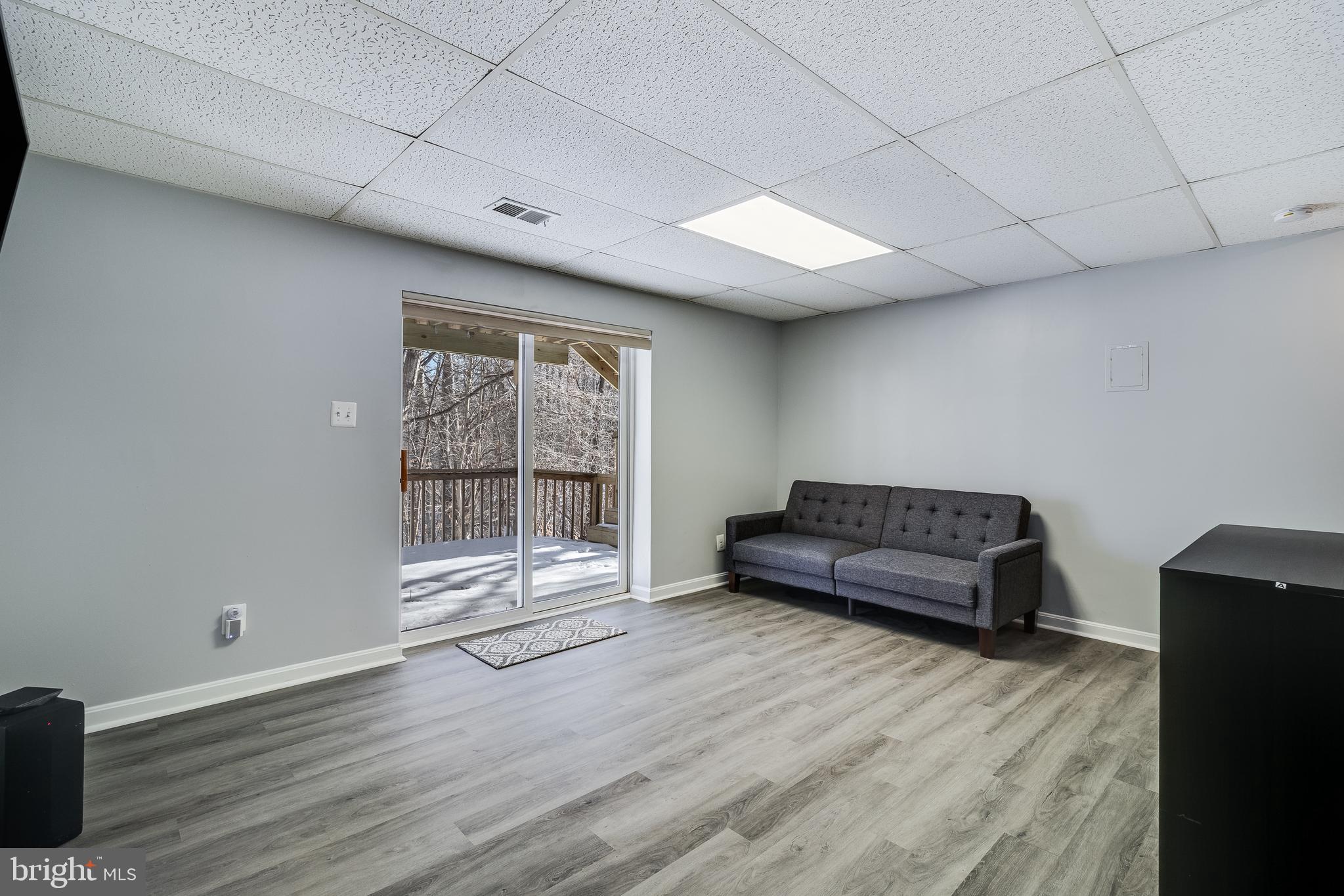 SYMPHONY WOODS - Residential