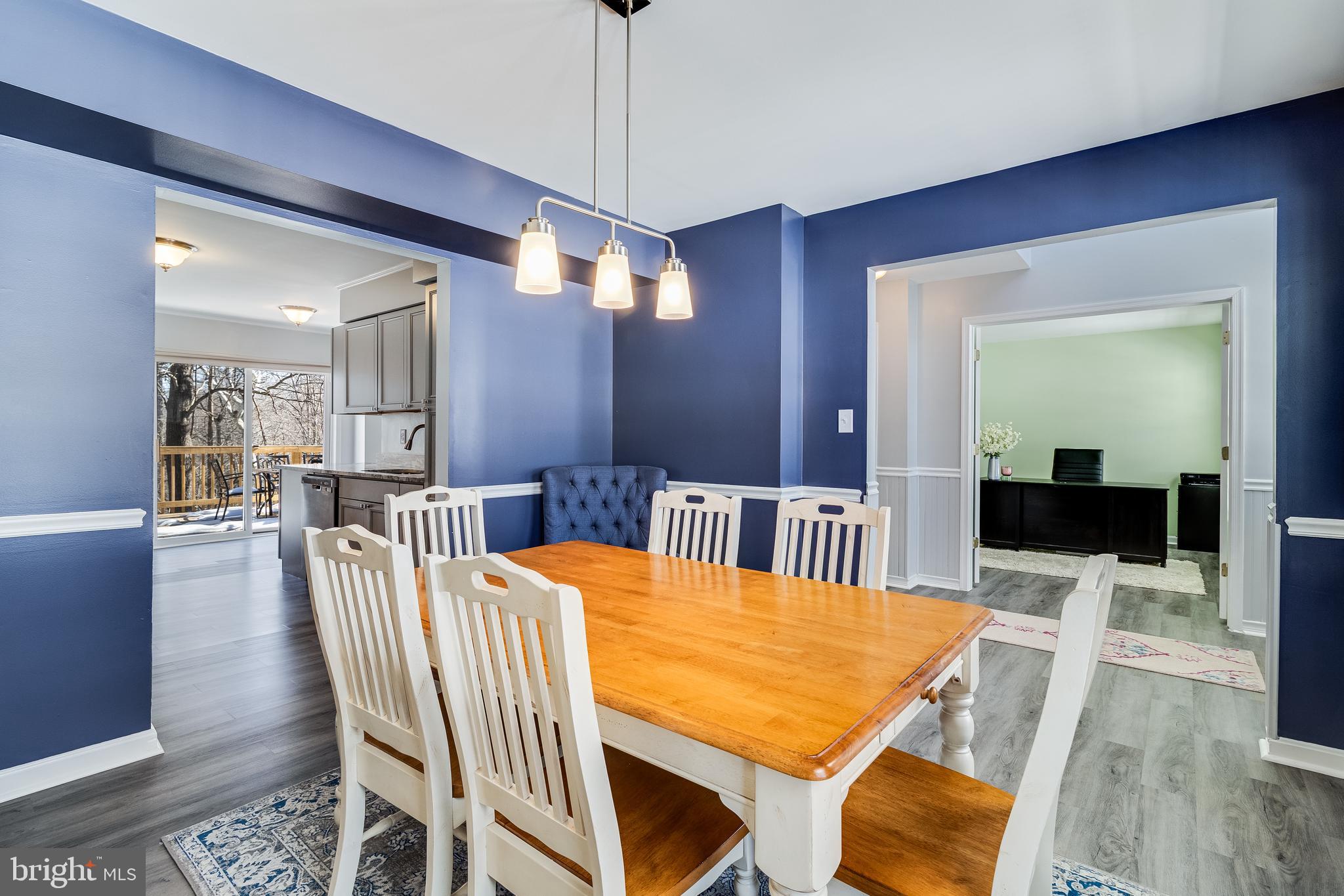 SYMPHONY WOODS - Residential