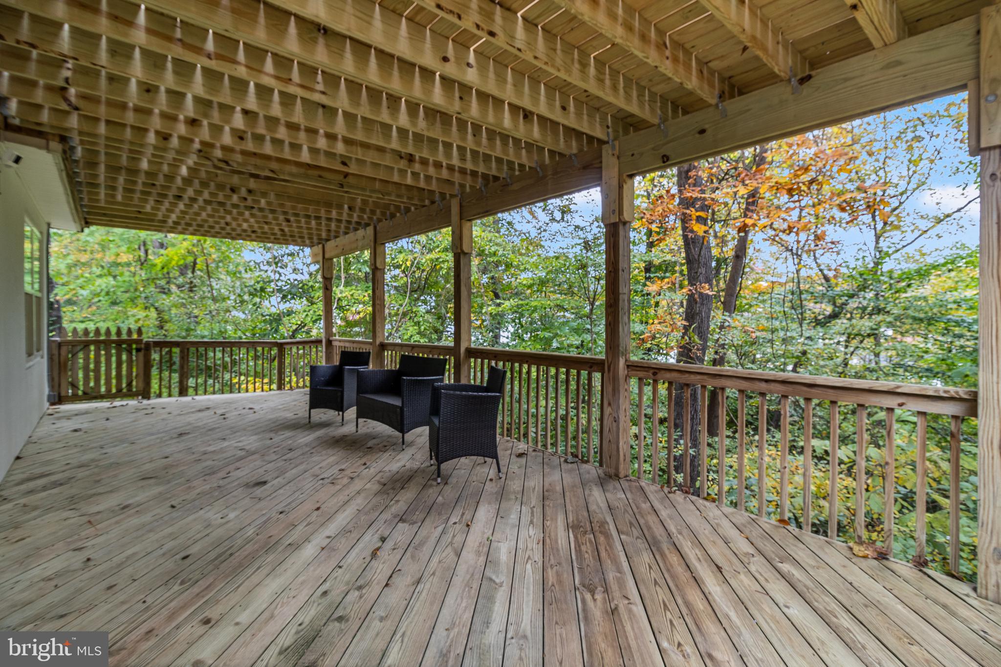 SYMPHONY WOODS - Residential