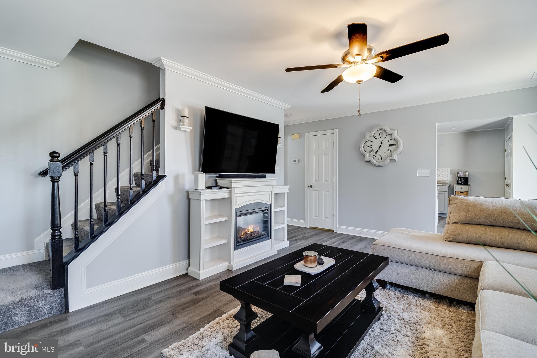 SYMPHONY WOODS - Residential