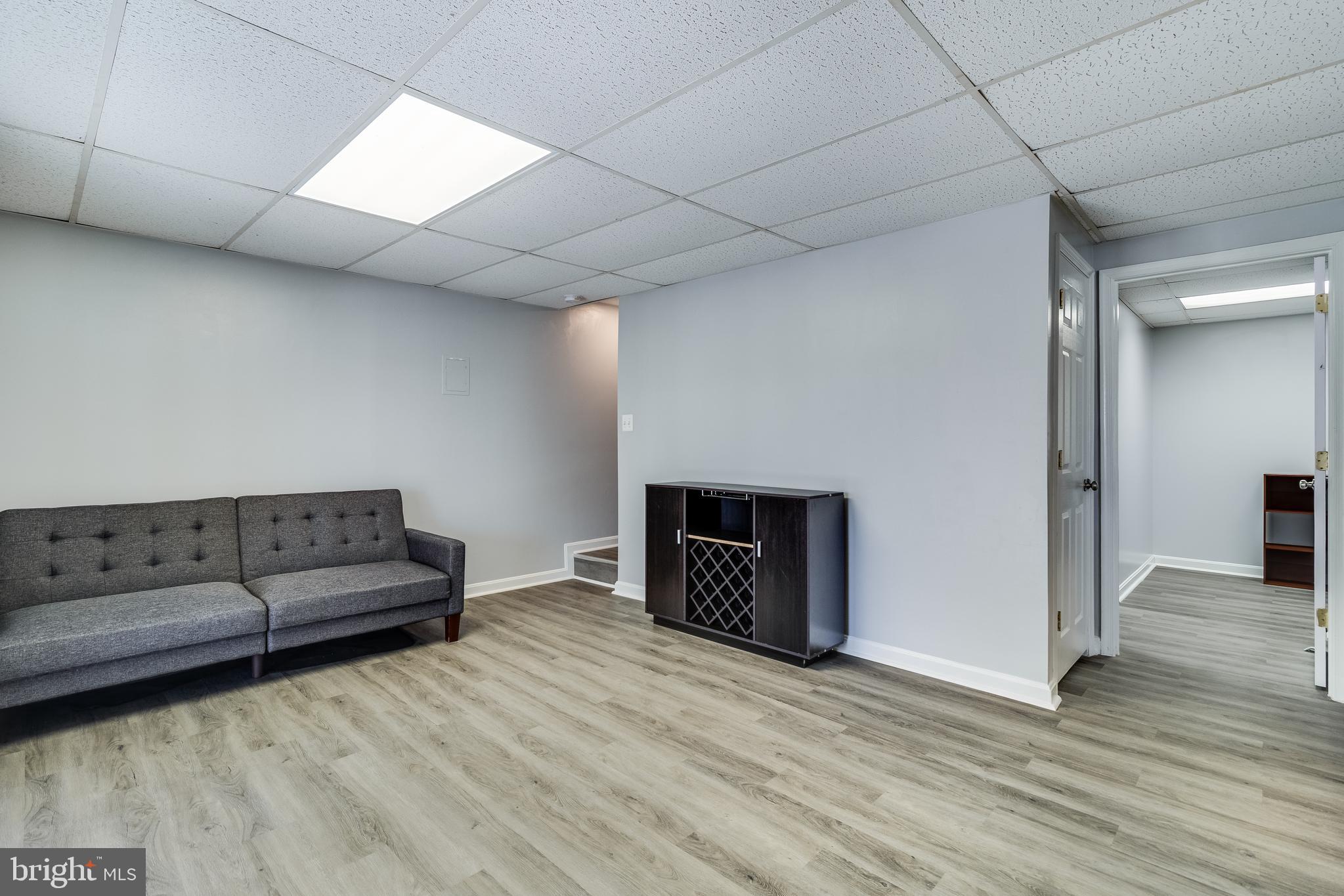 SYMPHONY WOODS - Residential