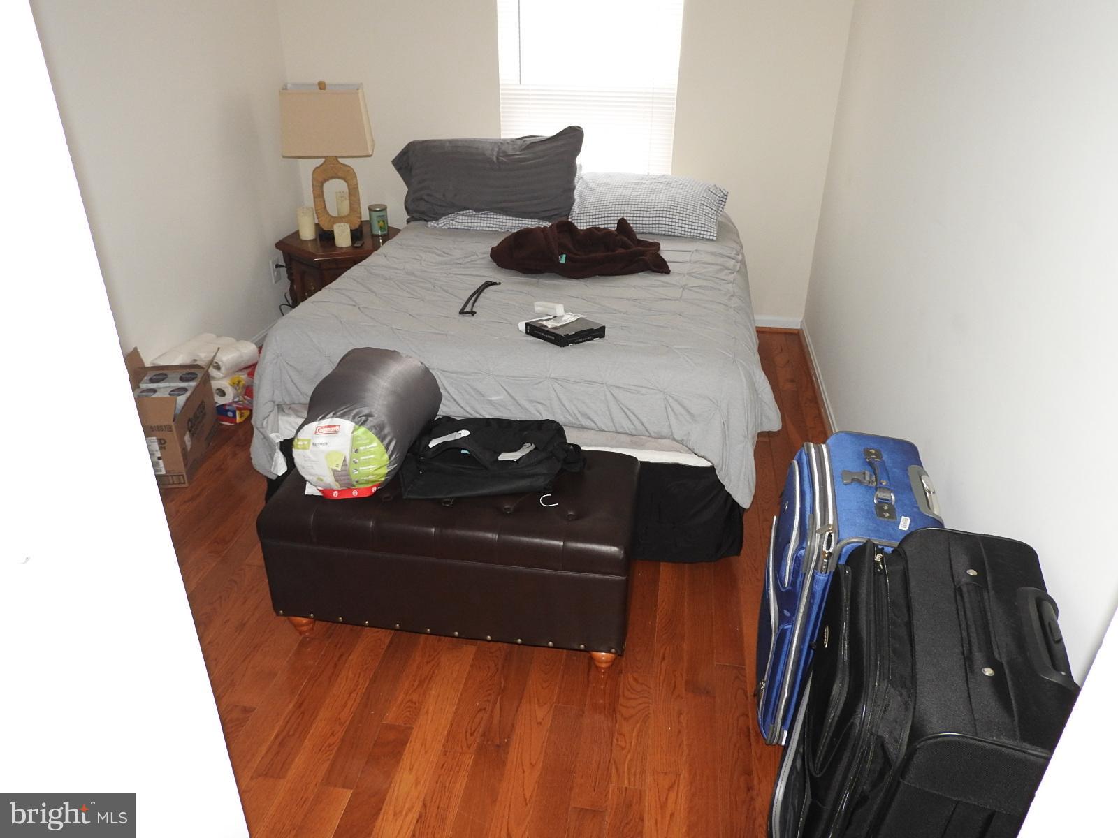 FAIRVIEW COMMONS - Residential Lease