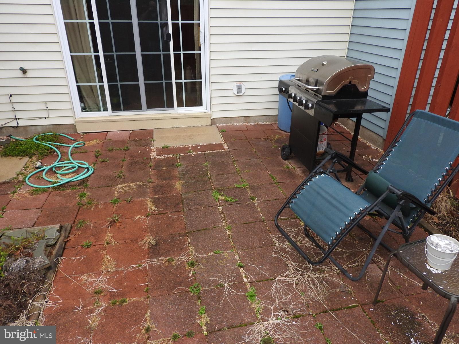 FAIRVIEW COMMONS - Residential Lease